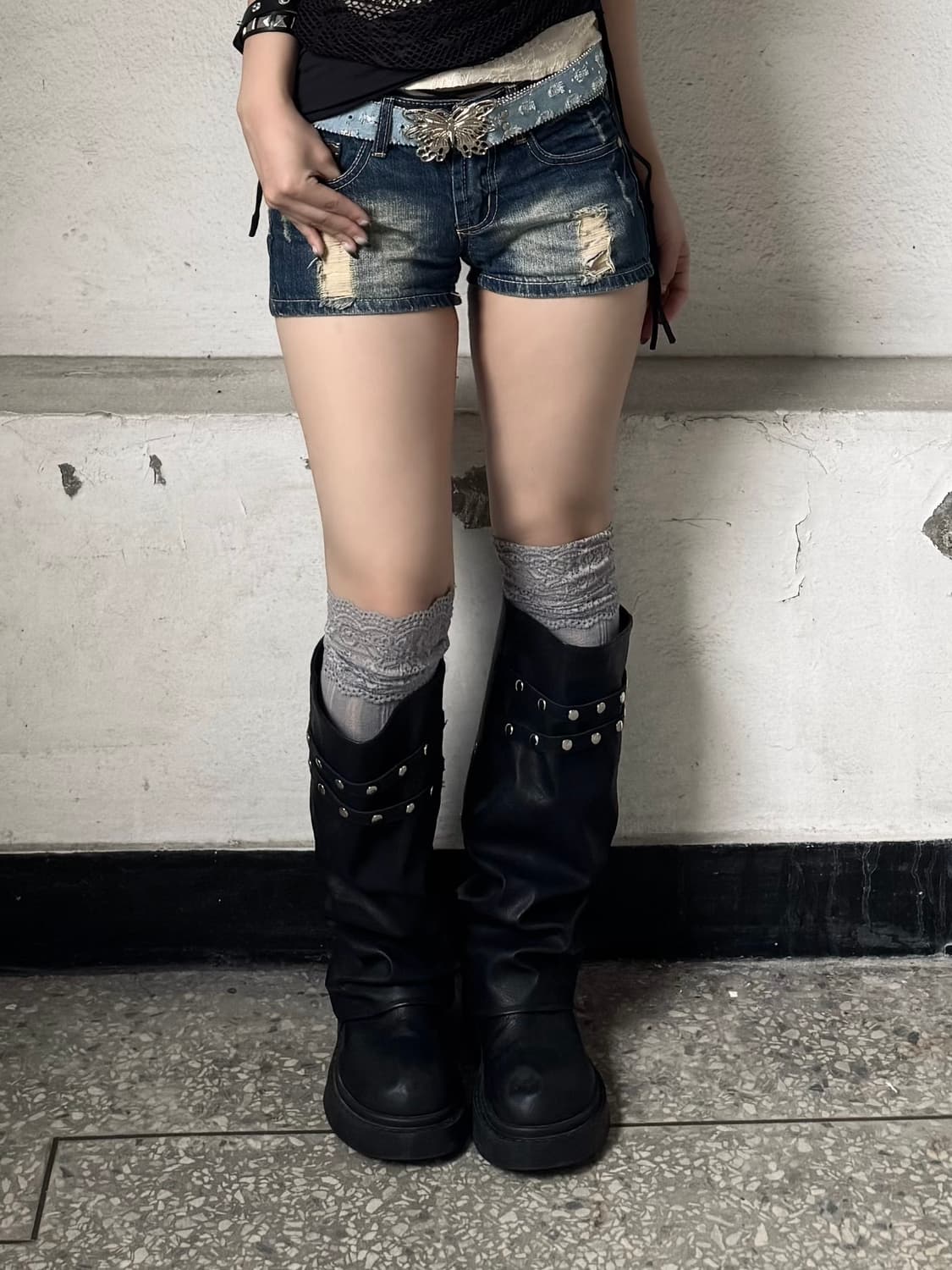 Damaged denim shorts 상품이미지1