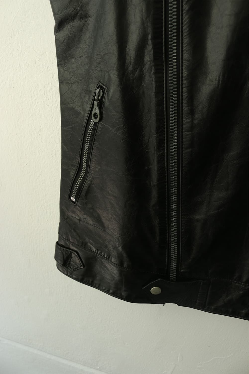 플레지 사선 레더 베스트  상품이미지5