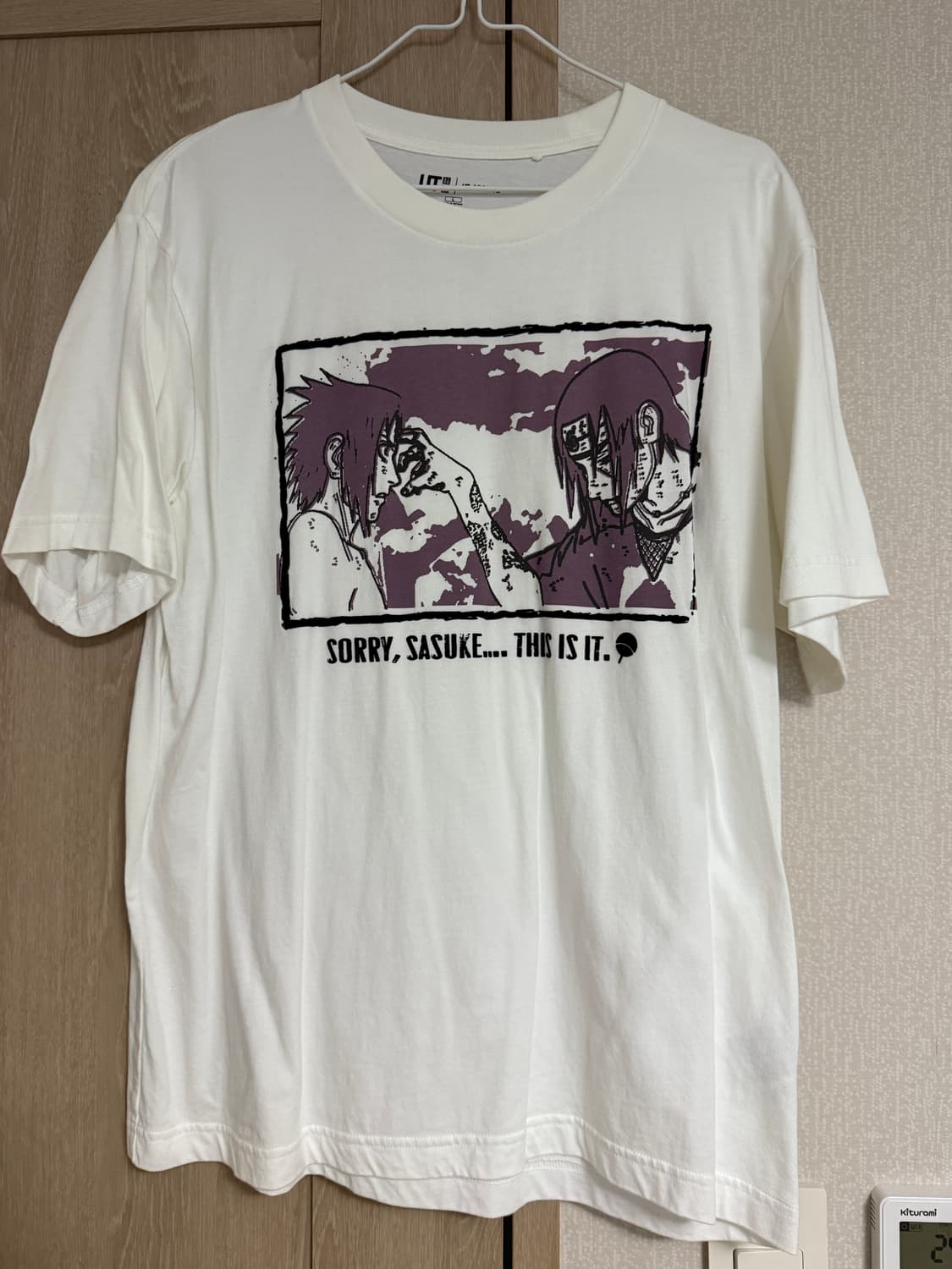 [L] 유니클로 UT 나루토 이타치 티셔츠 상품이미지1