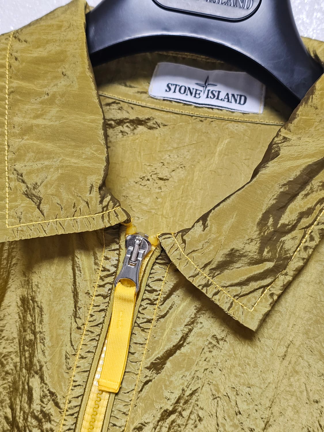 스톤아일랜드 패커블 나일론 메탈 오버셔츠 상품이미지4