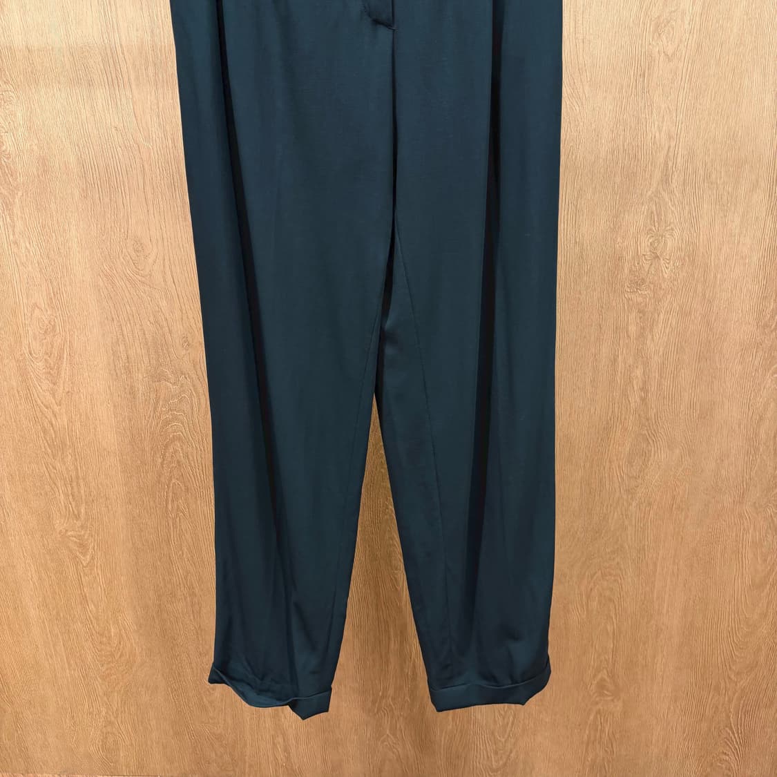 질샌더 클래식 슬랙스 팬츠 히든 지퍼 버튼 사이드 후면 포켓 디테일 블랙 상품이미지5