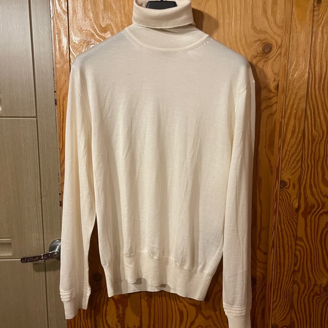 톰포드 캐시미어 / 실크 터틀넥 니트 판매 합니다. 상품이미지2