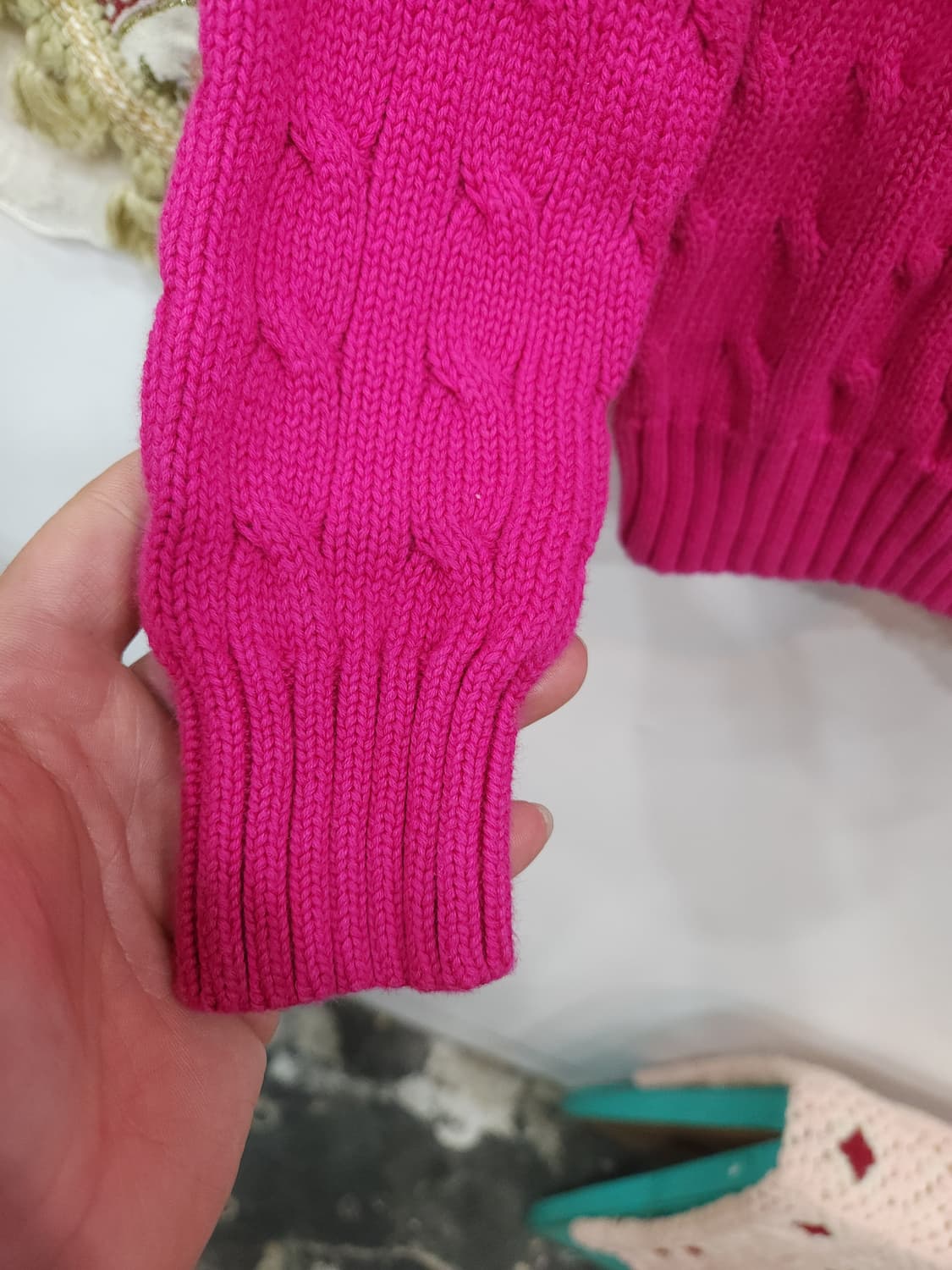 폴로 랄프로렌 핫핑크 꽈배기 코튼 니트

 상품이미지4