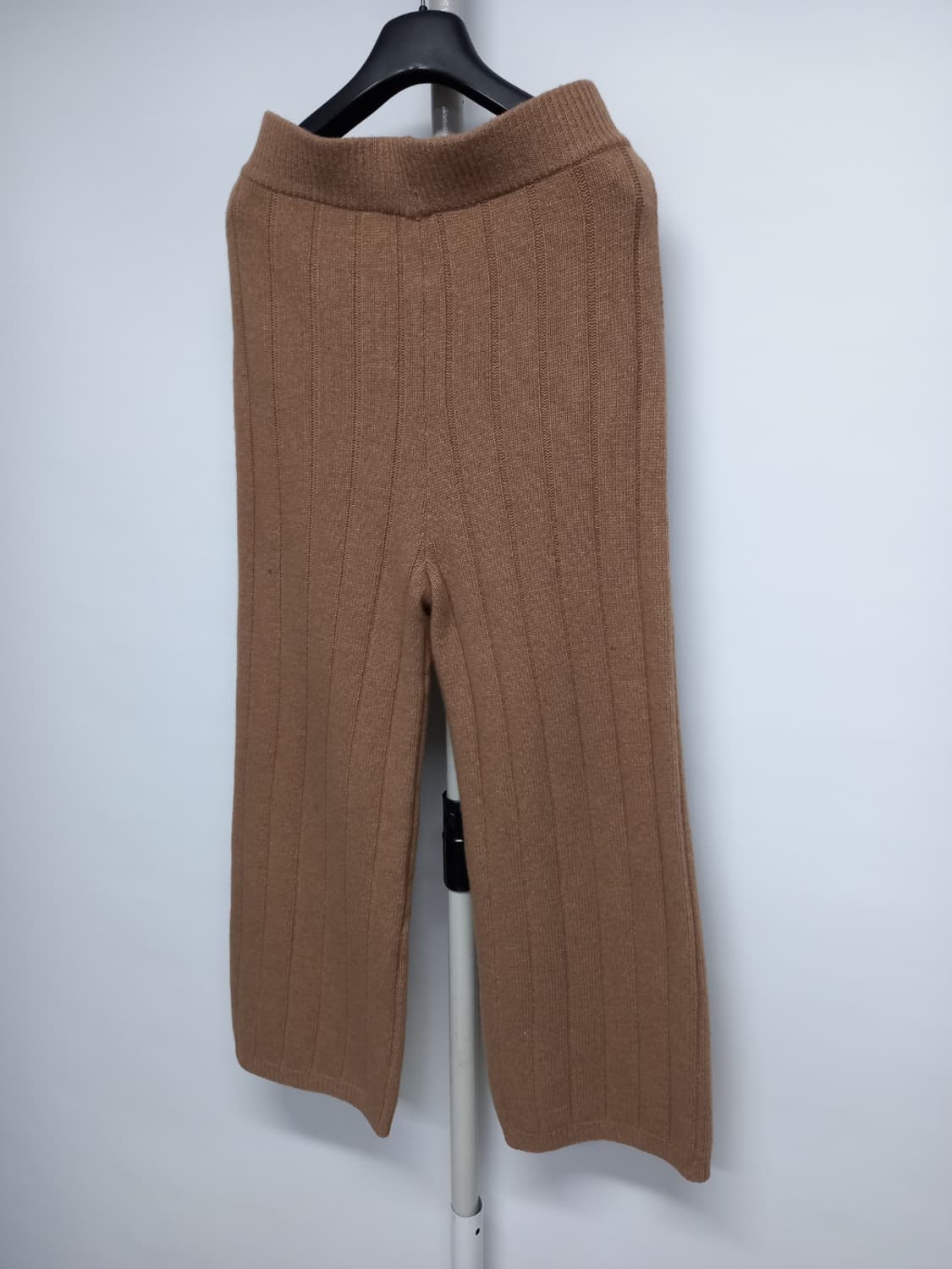 새 돌체비타 춘추동 캐시미어블랜 일자통핏 니트팬츠 F 상품이미지5