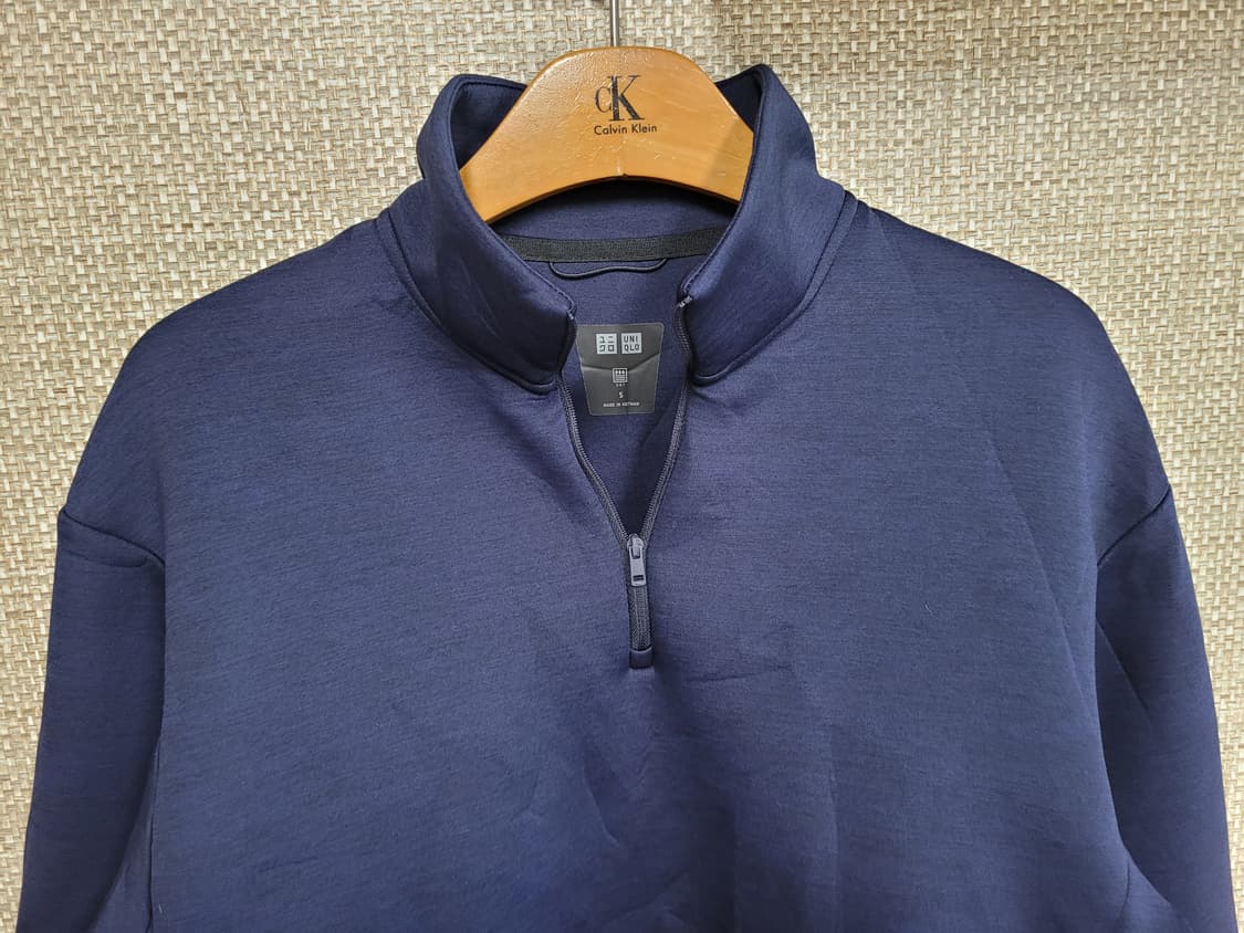 S 95사이즈 유니클로 네오플랜 집업 맨투맨 상품이미지2