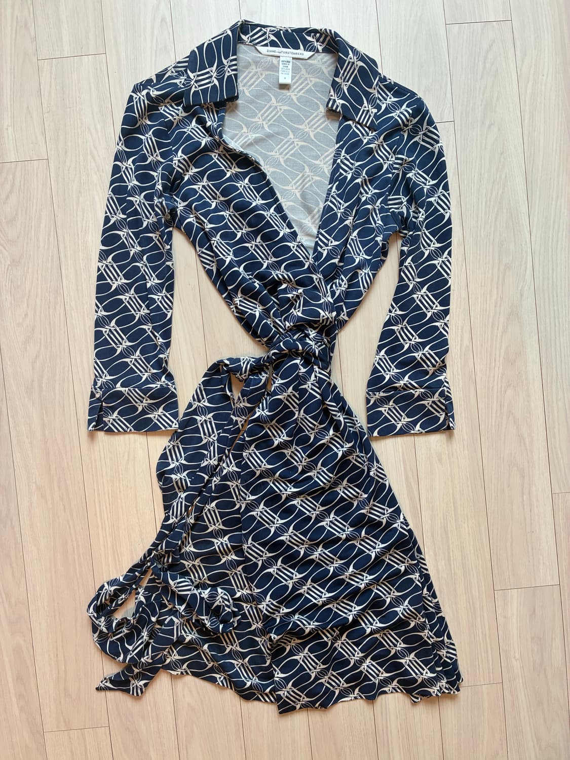 DVF 실크 랩원피스  상품이미지4