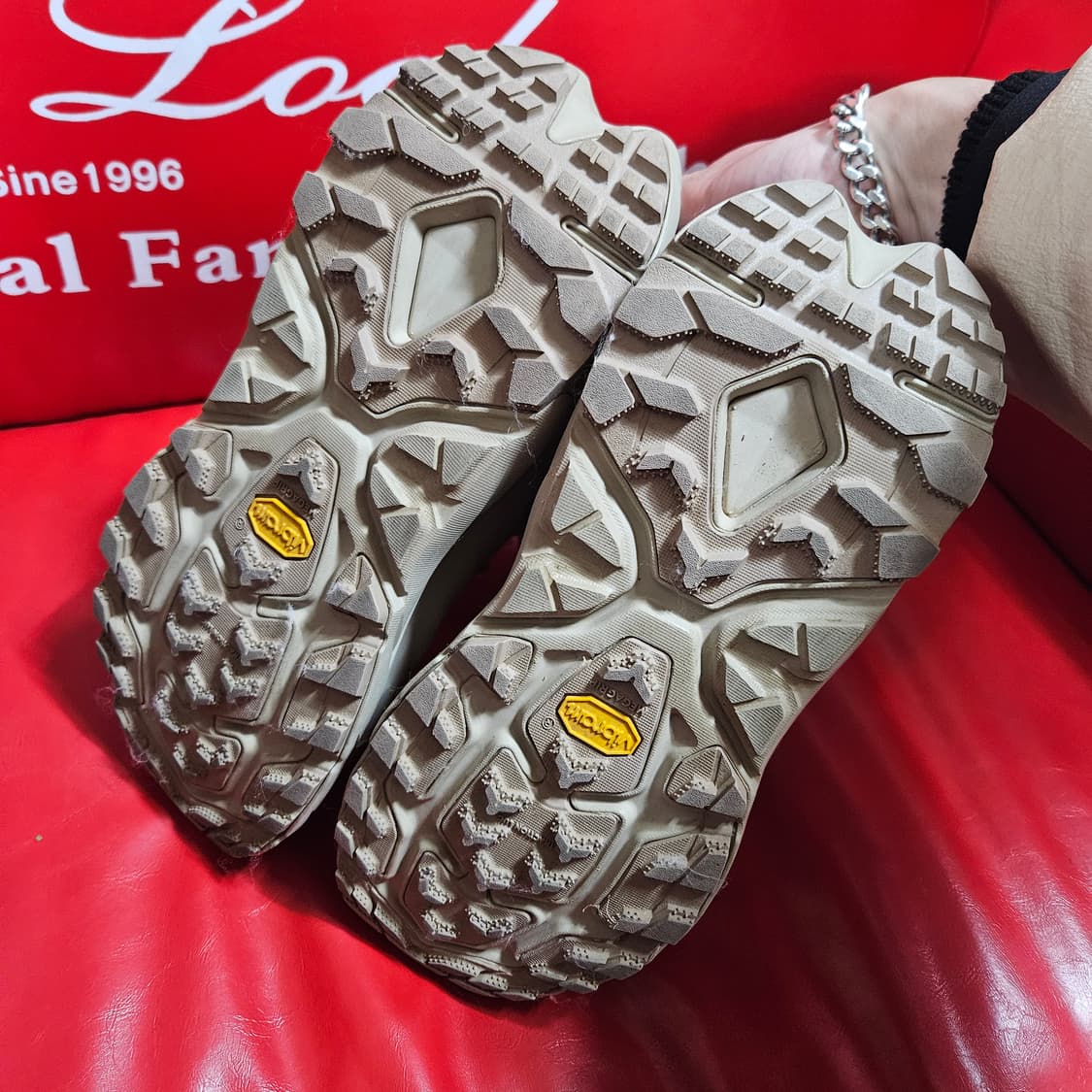 호카(HOKA) 카하2 고어텍스 탄 부츠 255size 상품이미지9