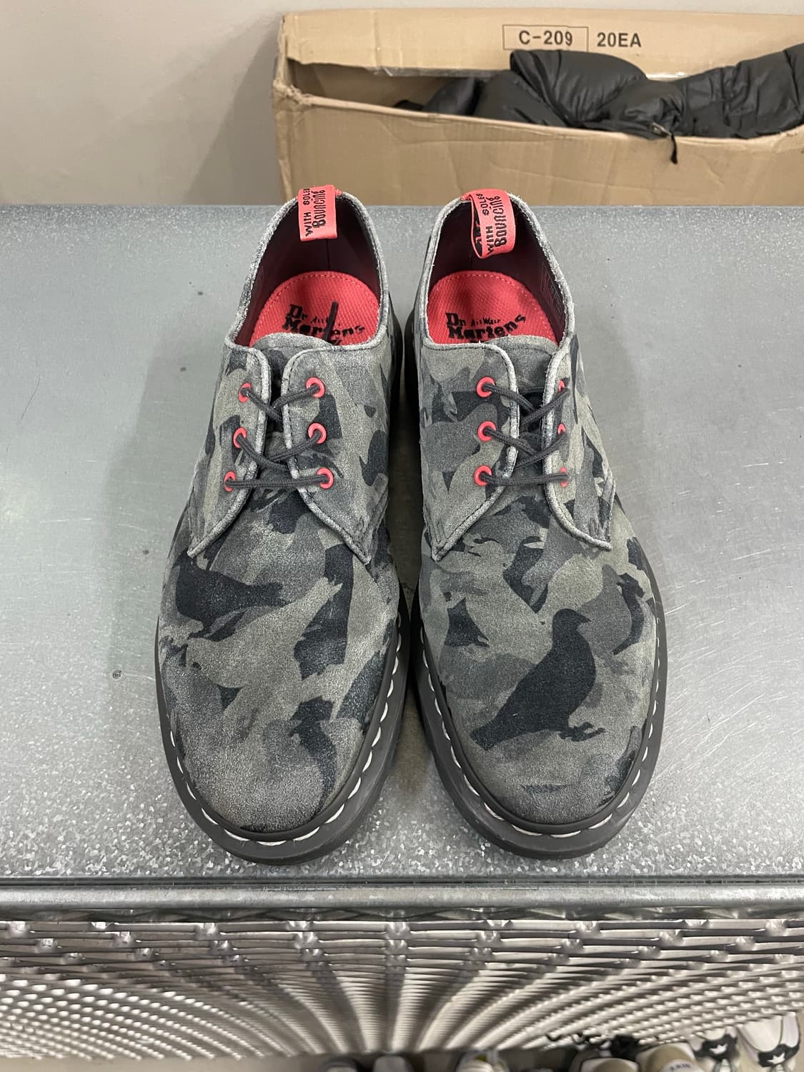 닥터마틴 X 스테이플 1461 카모 uk9 상품이미지5