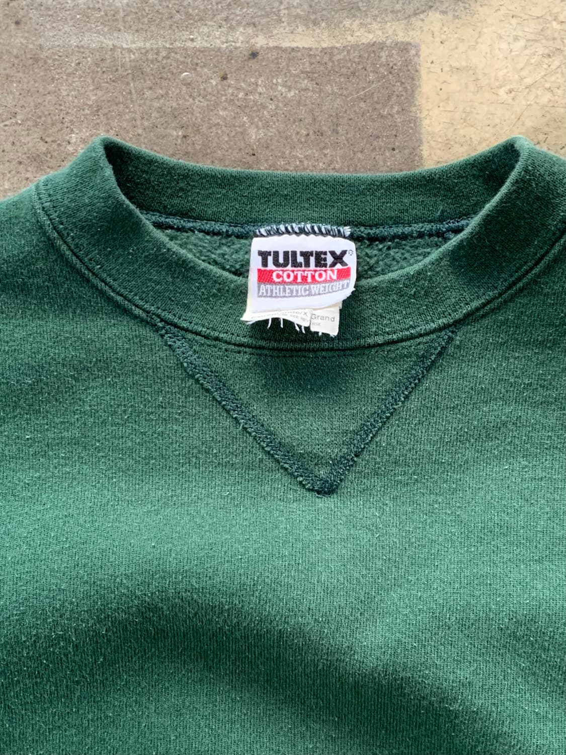 90s TULTEX 애슬레틱 웨이트 튜블러 스웻셔츠 상품이미지2