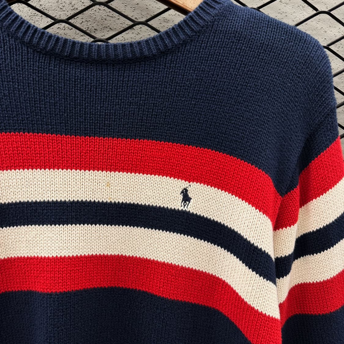 폴로 랄프로렌 스트라이프 코튼 니트 솔리드 텍스쳐 멀티컬러 라인 디테일 상품이미지6