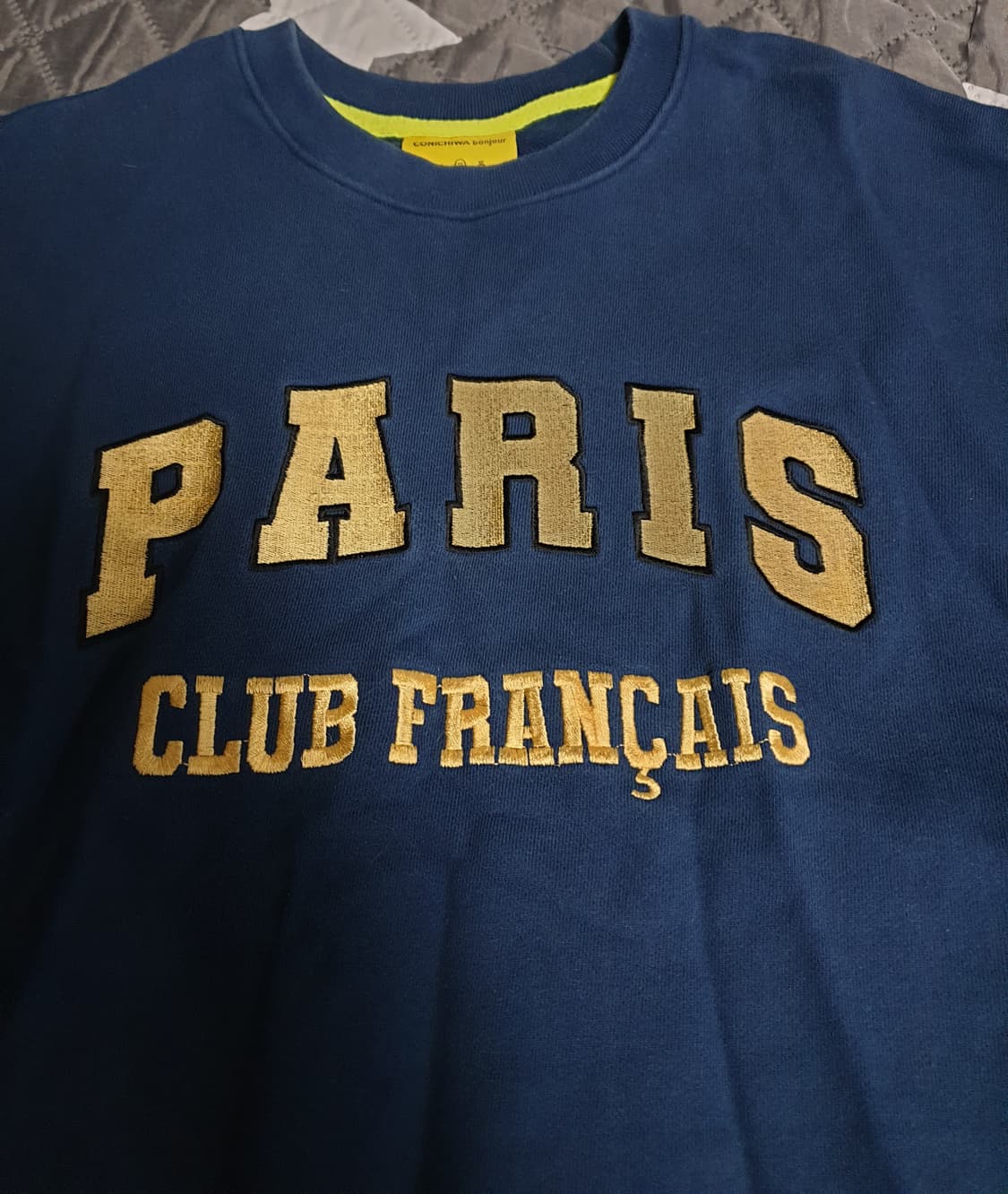 곤니치와 봉쥬르 유니브 금장자수로고 맨투맨 (M) 상품이미지2