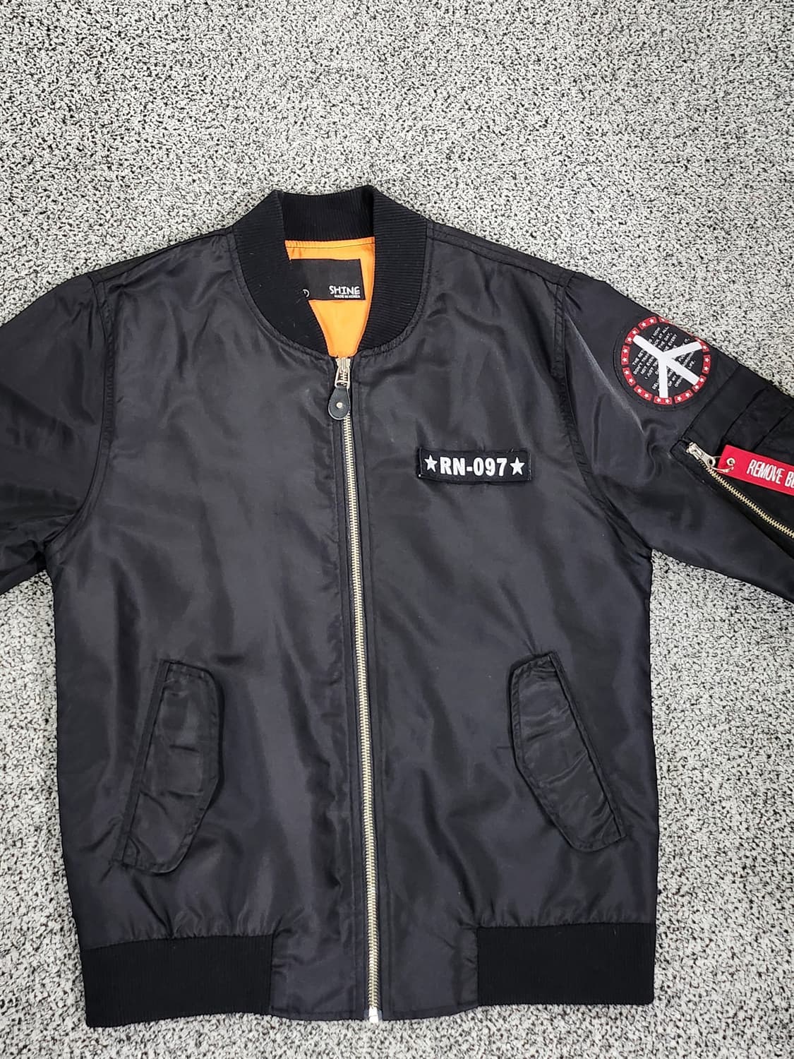 유니크한 패치 디테일! 블랙 MA-1 항공점퍼 -L 상품이미지2