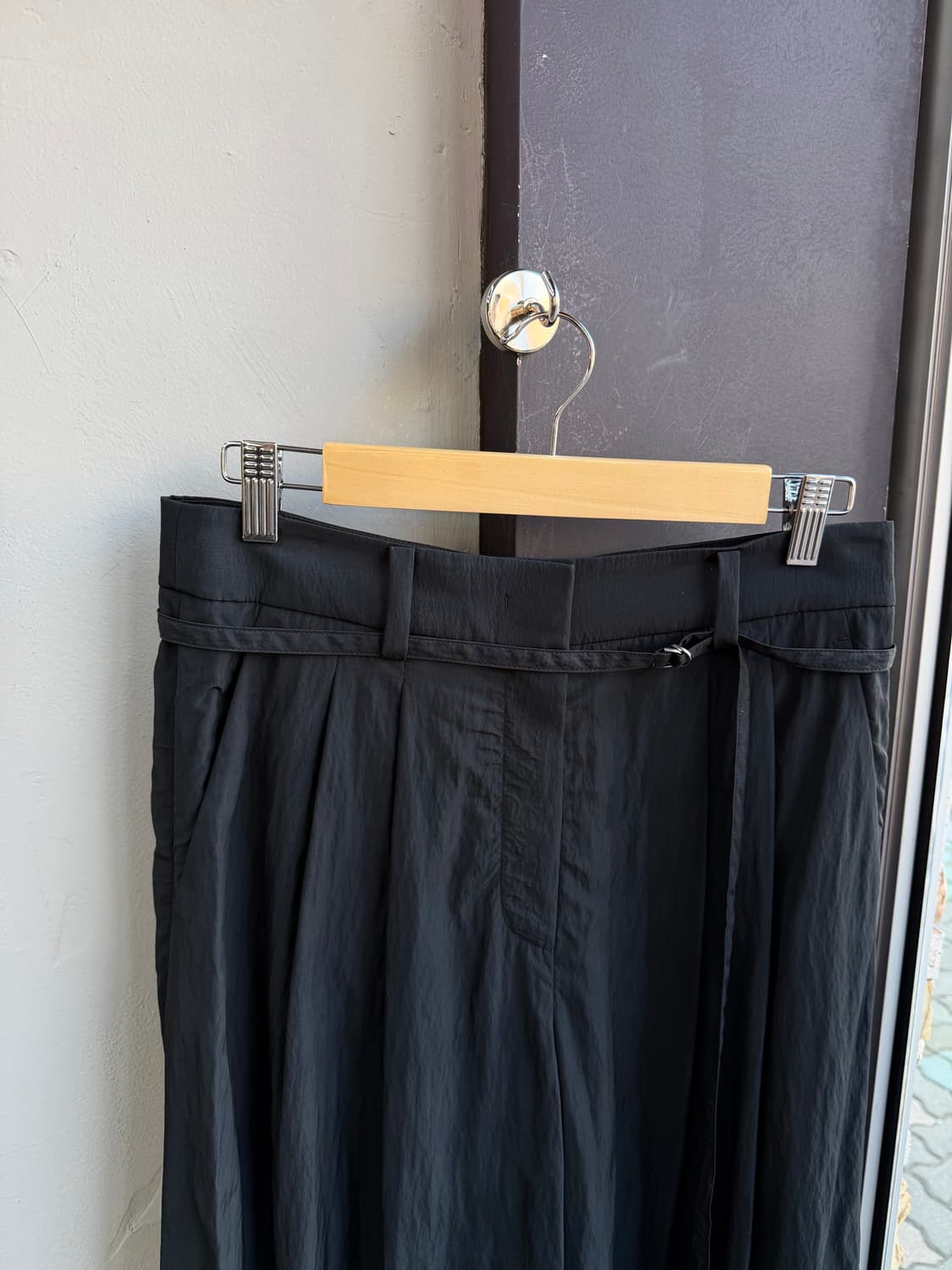 67/ 타임 25S/S 와이드 투턱 팬츠 상품이미지3