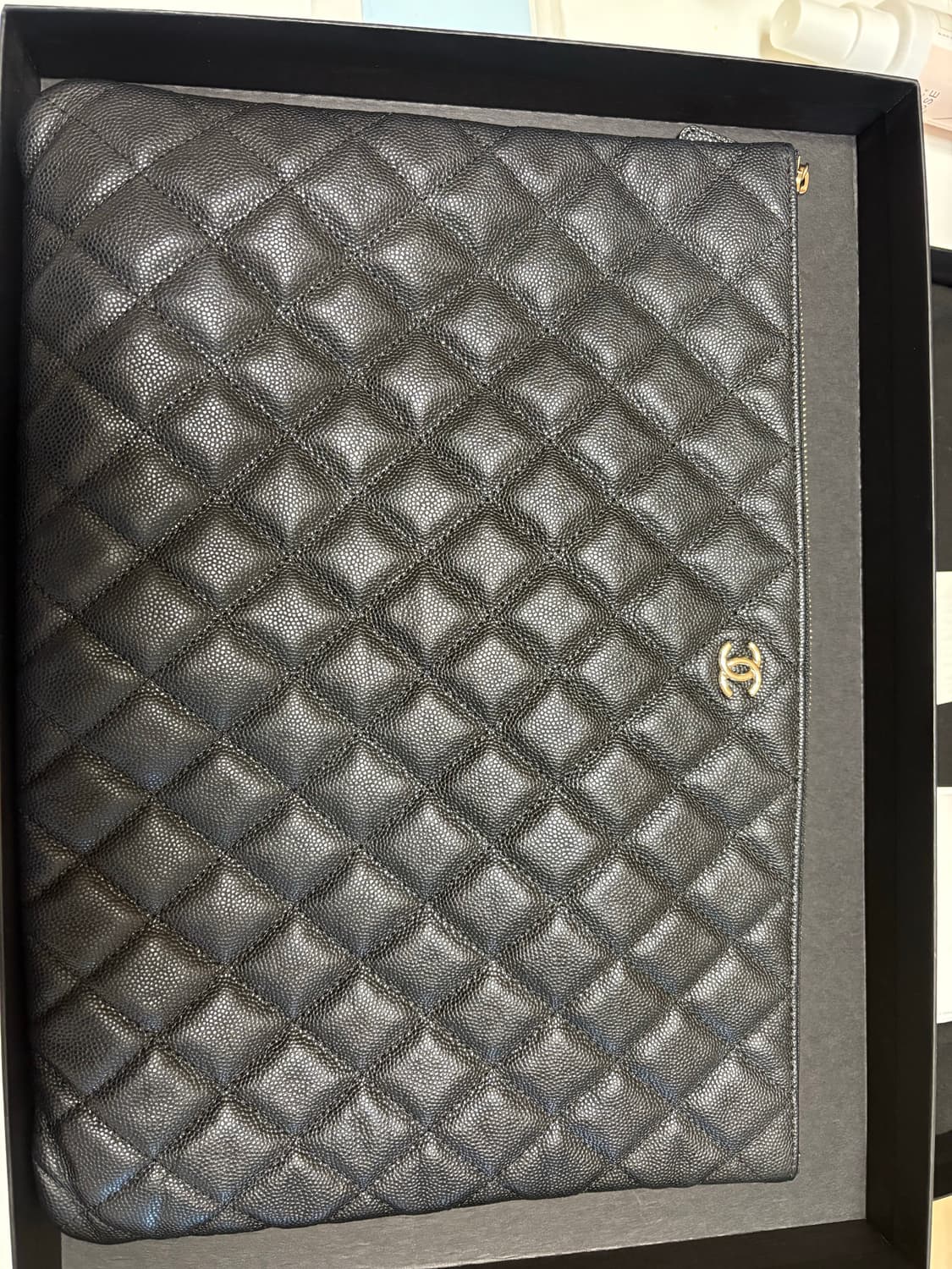 샤넬 클러치 캐비어 금장 라지 상품이미지2