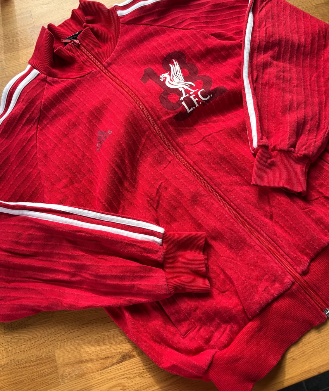 아디다스 리버풀 집업 상품이미지1