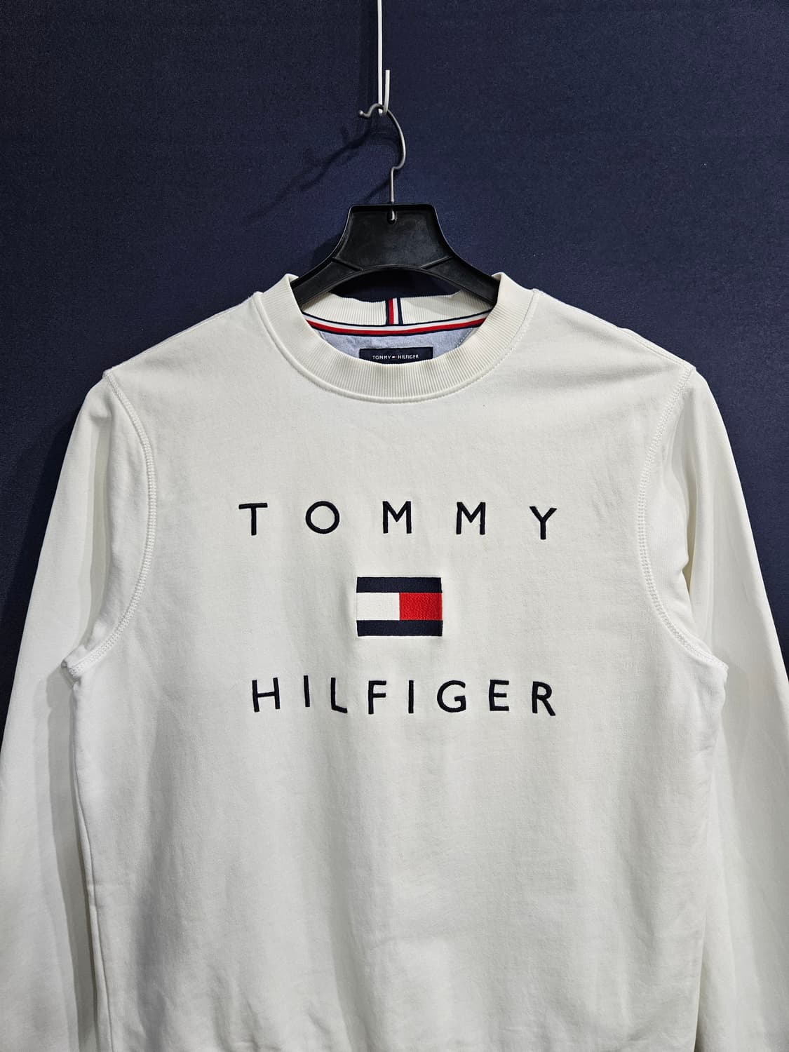 타미힐피커 빅로고 자수 화이트 남성 95 맨투맨  상품이미지7