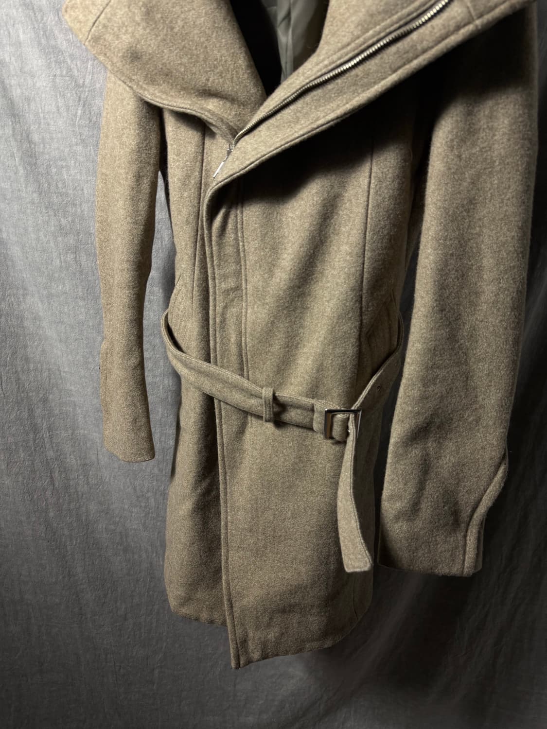 Schlussel Asymmetrical Wool Coat  상품이미지4