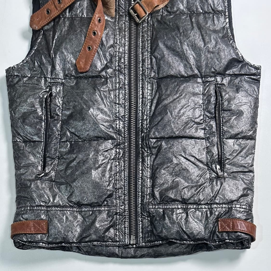 디젤 나일론 글로시 다운 베스트  상품이미지3