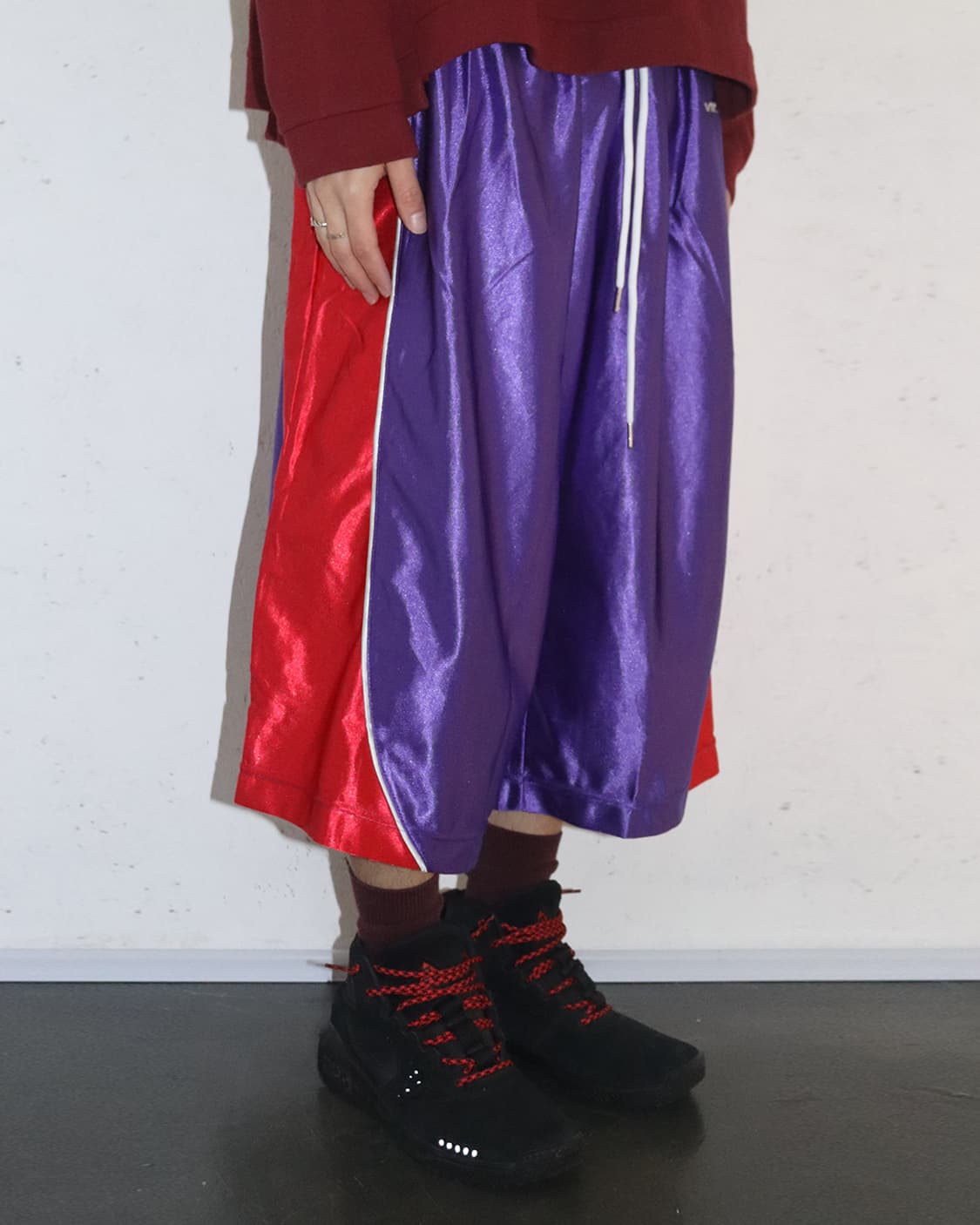 빈센트 보일리-샤틀랭 배기 볼 쇼츠 퍼플 & 레드 상품이미지2