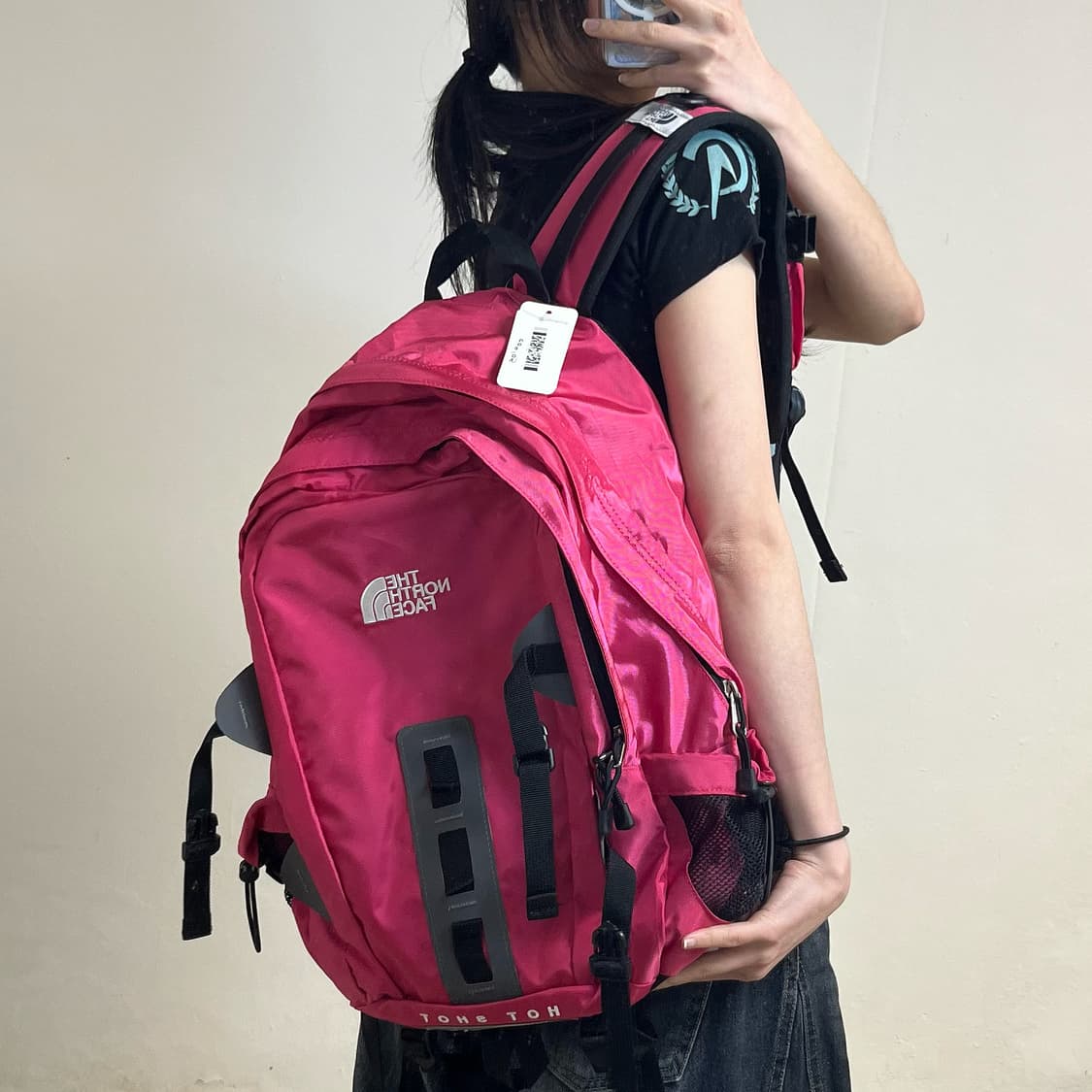 The North Face hot shot pink backpack 상품이미지2