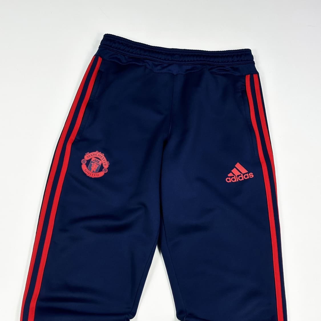 아디다스 맨유 풋볼 네이비 츄리닝바지 (M) 상품이미지4