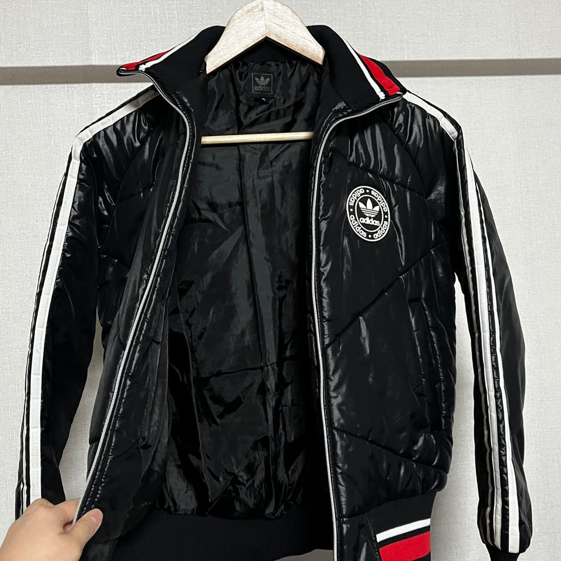 아디다스 올드스쿨 블랙 삼선 패딩 S 상품이미지9