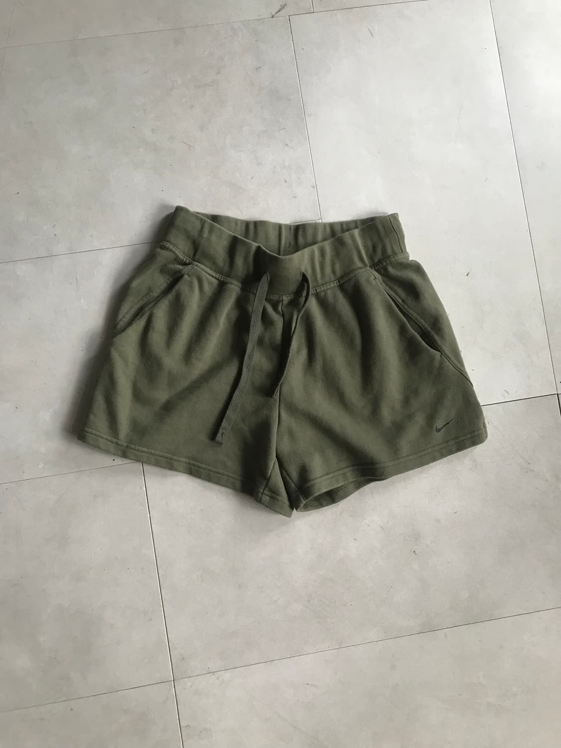 나이키 카키 쇼츠 상품이미지5