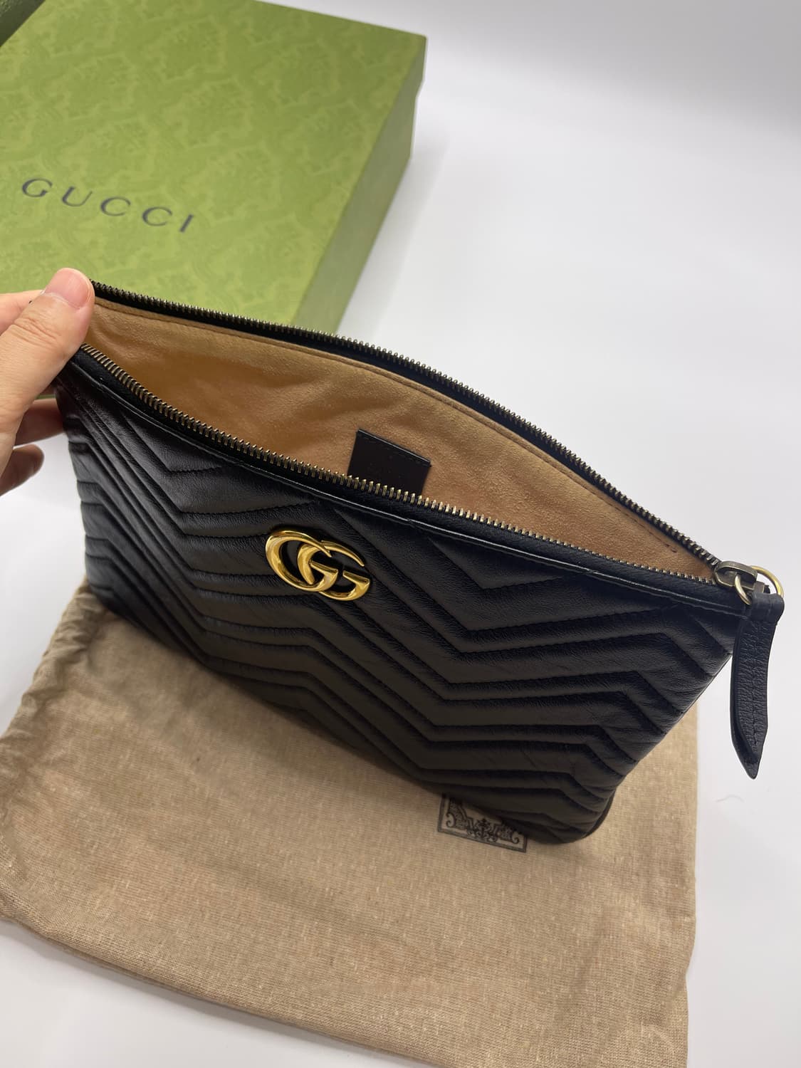 구찌 마몽(마틀라세) 블랙 클러치 상품이미지3