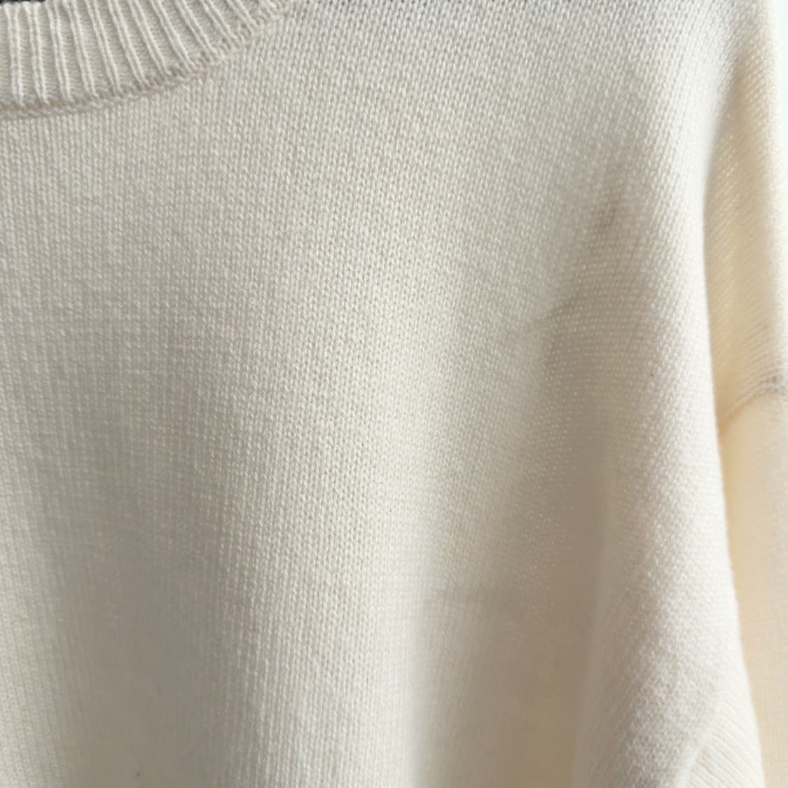 에센셜 앤트워프 울캐시미어 사이드 러플 니트 아이보리 S 상품이미지8