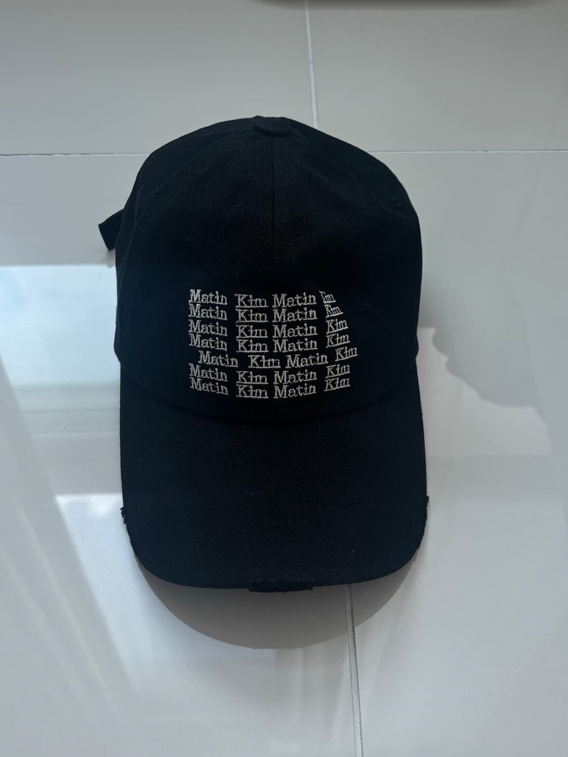 마뗑킴 레터링 모자 볼캡 블랙 상품이미지1