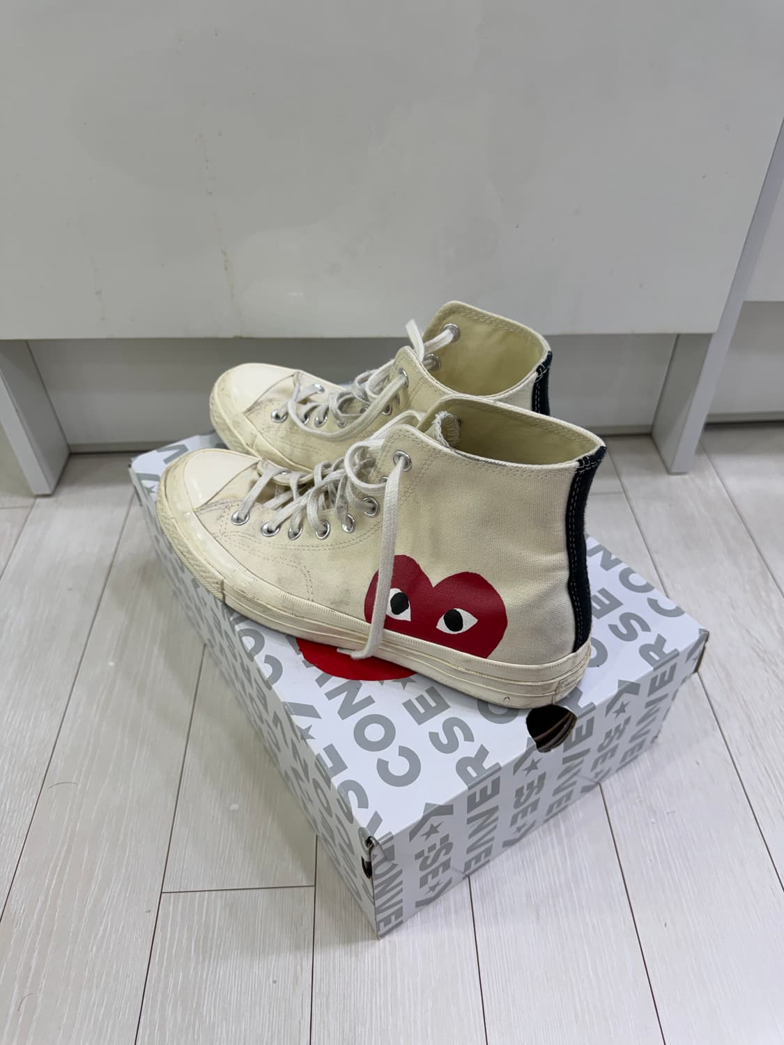 화이트 CDG 플레이 꼼데가르송 컨버스 척70 하이 상품이미지3