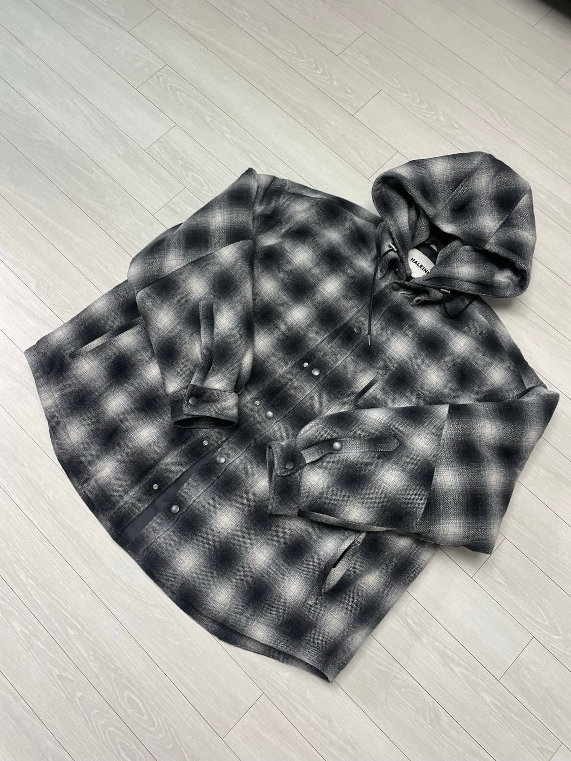 DETACHABLE CHECK HOOD PADDING 상품이미지1