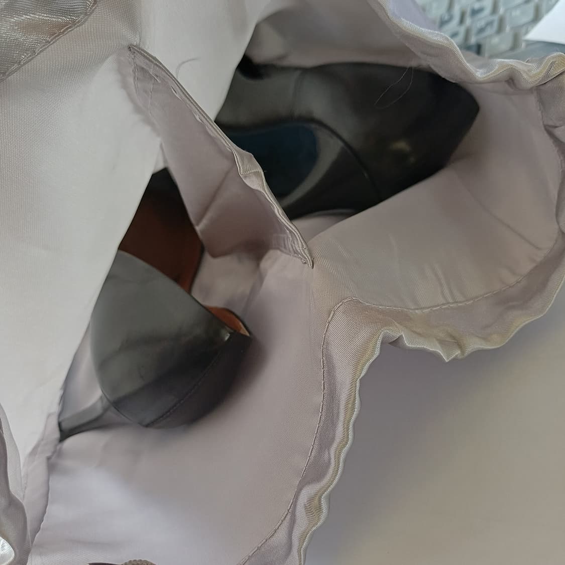 랑방 컬렉션 정장 하이힐 구두 235 / 굽 9cm 블랙 사랑봉봉 상품이미지7