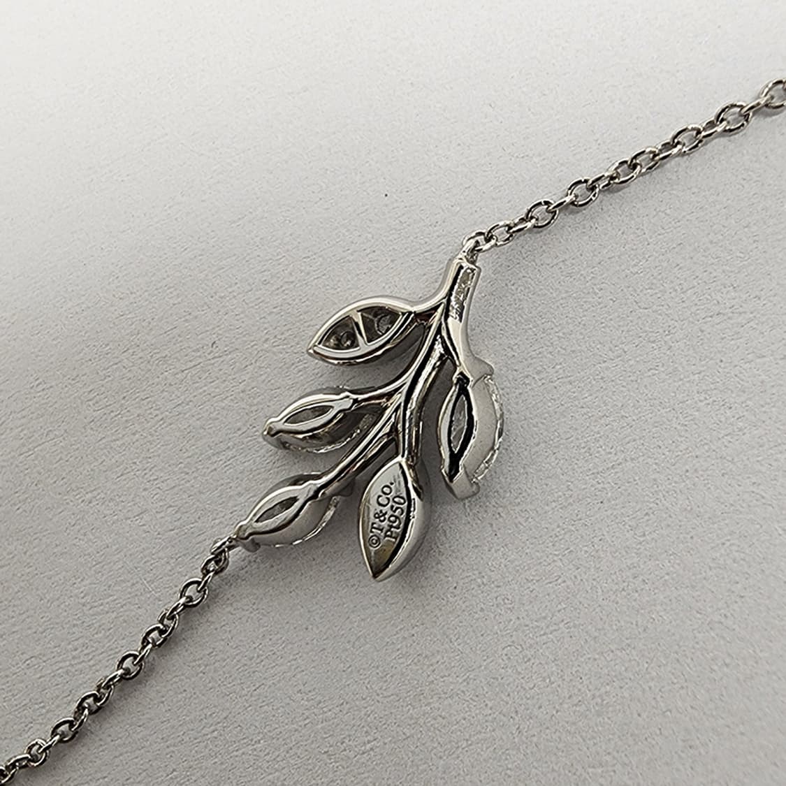 티파니앤코 빅토리아 다이아 바인펜던트 네크리스 플래티늄 상품이미지3