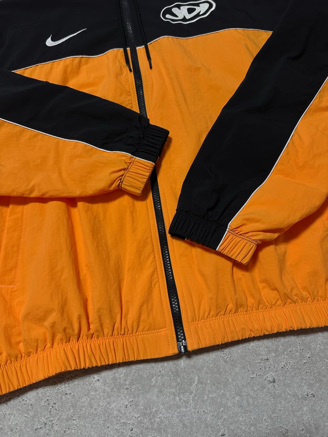 나이키 클럽 빅로고 엘로우 배색 바람막이 상품이미지4