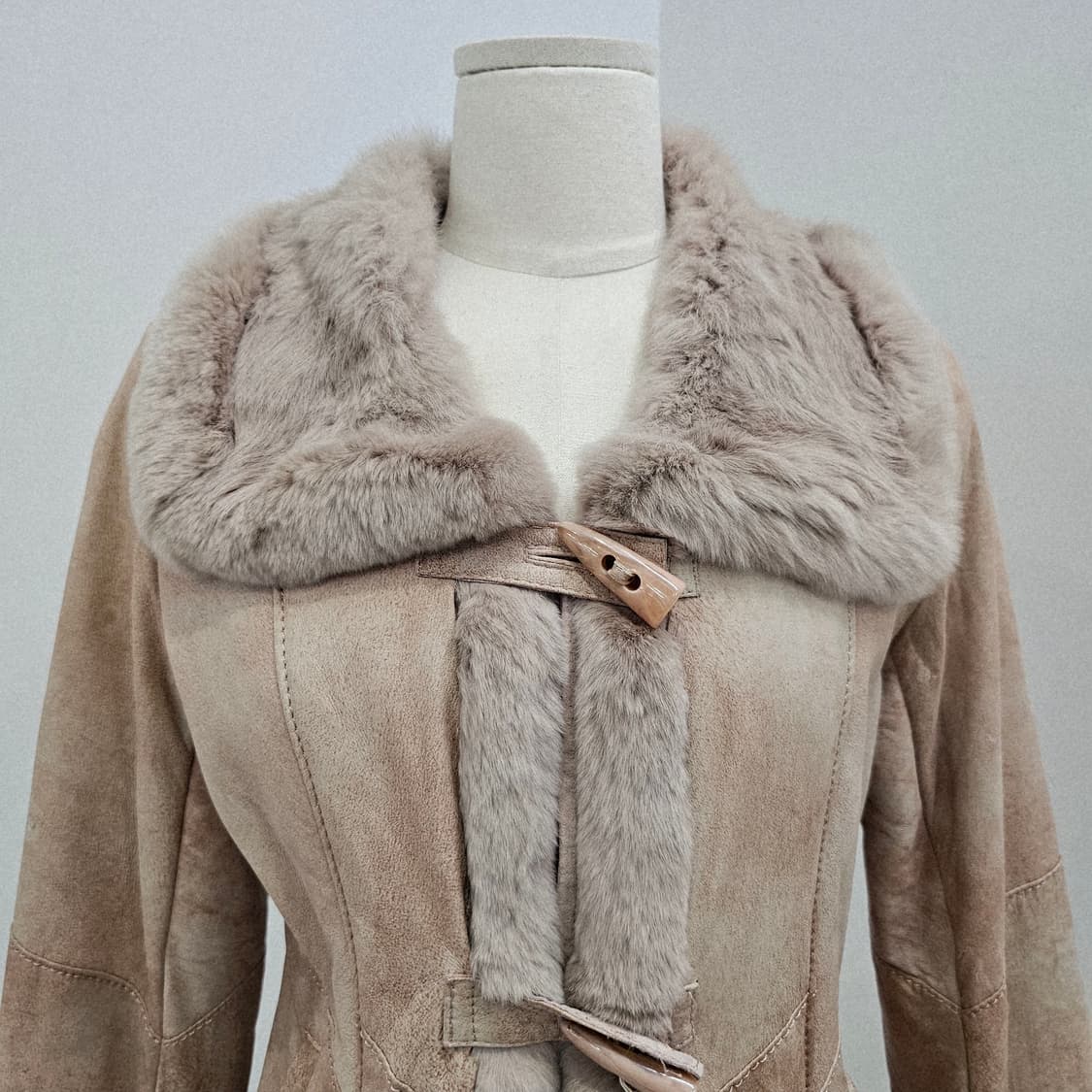 핑크 양가죽 렉스 토끼털 퍼 여성 무스탕 상품이미지4