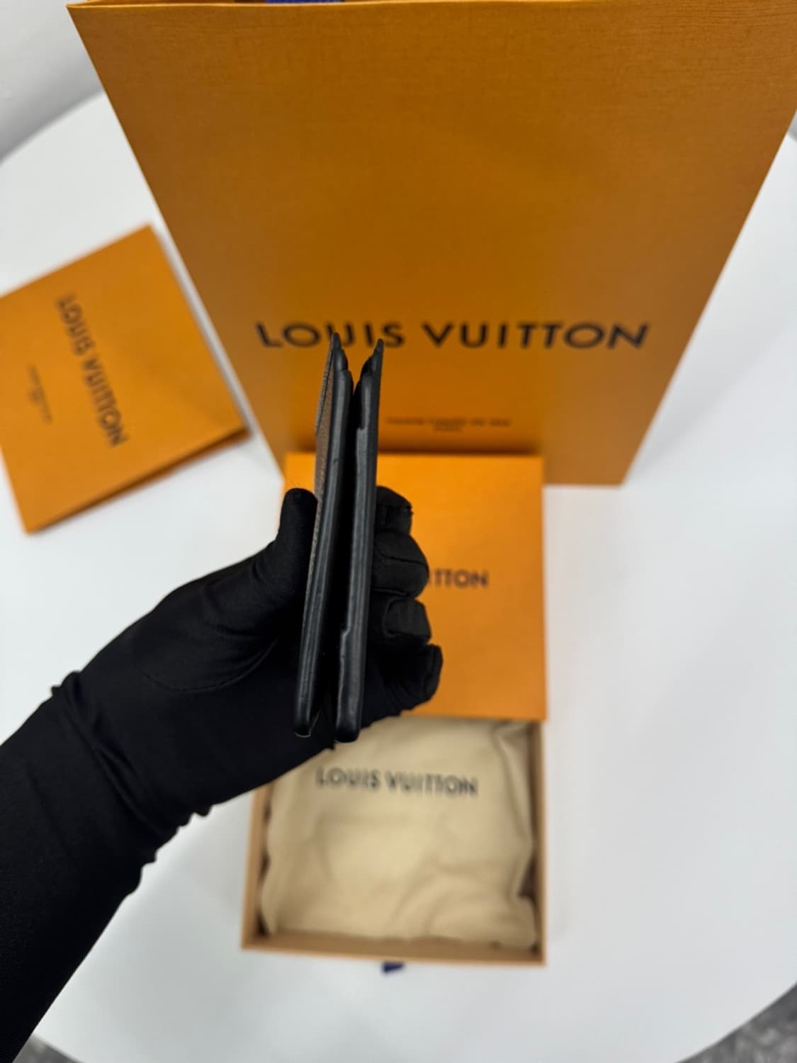 [백화점] 루이비통 멀티플 월렛 모노그램 이클립스 반지갑  450,000 상품이미지7