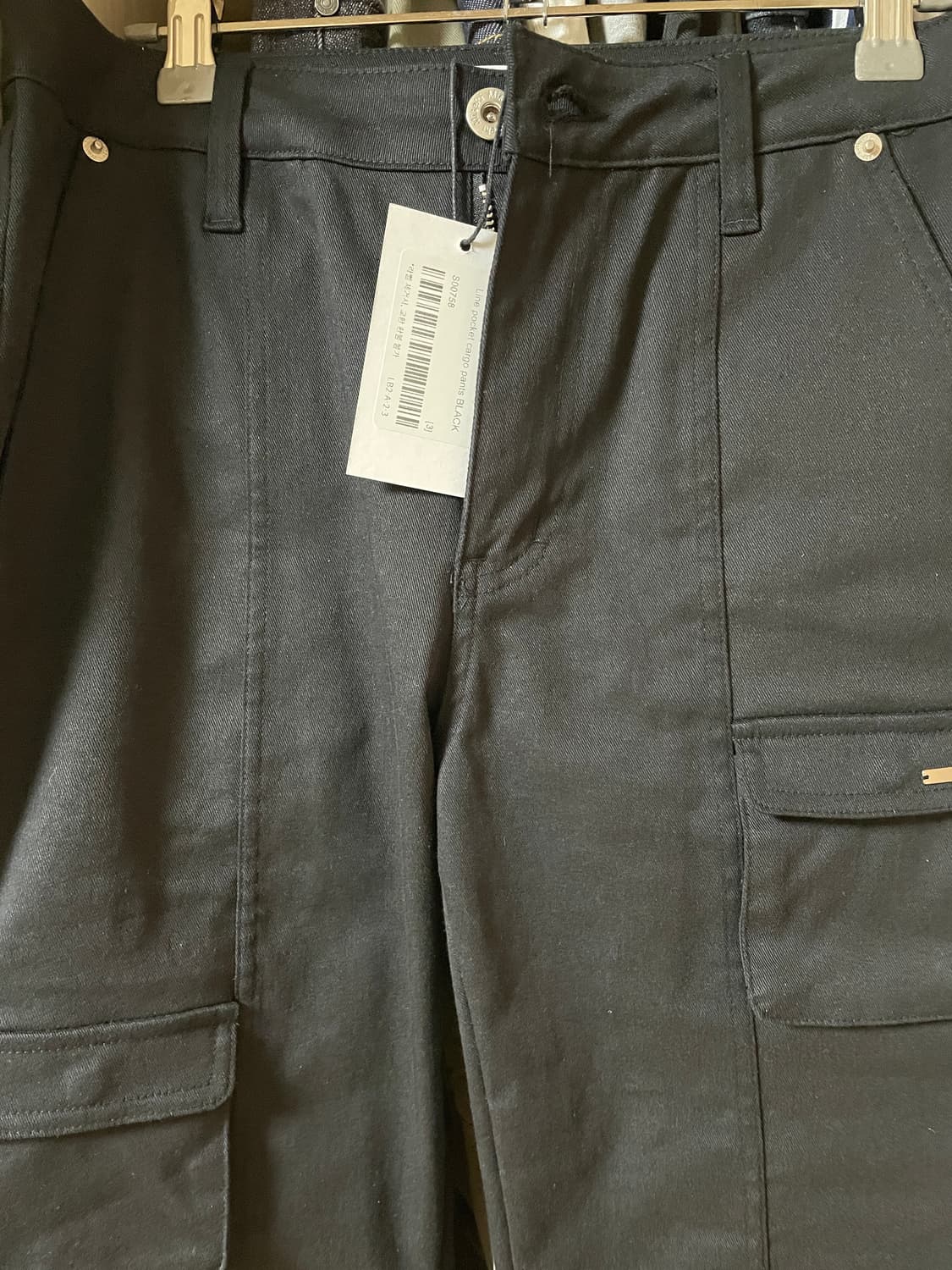 (택O새상품) 미세키서울 라인 포켓 카고 팬츠 블랙 사이즈 3 상품이미지2