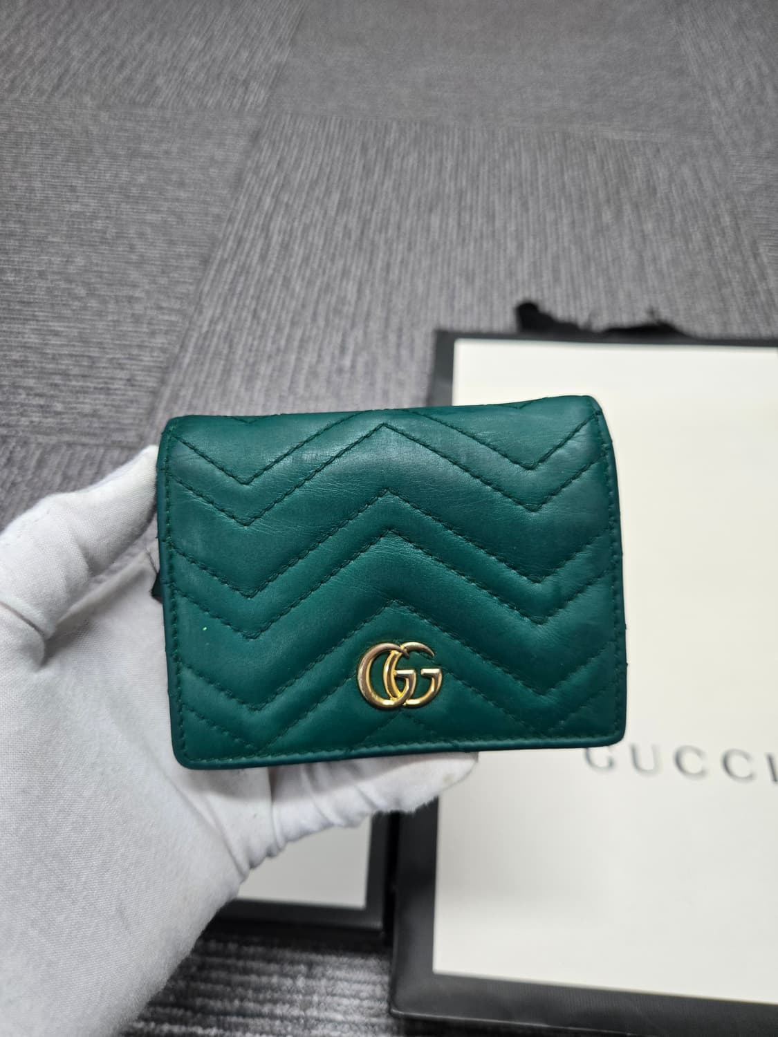 [정품][특가]구찌 마몬트 GG 중지갑 상품이미지1