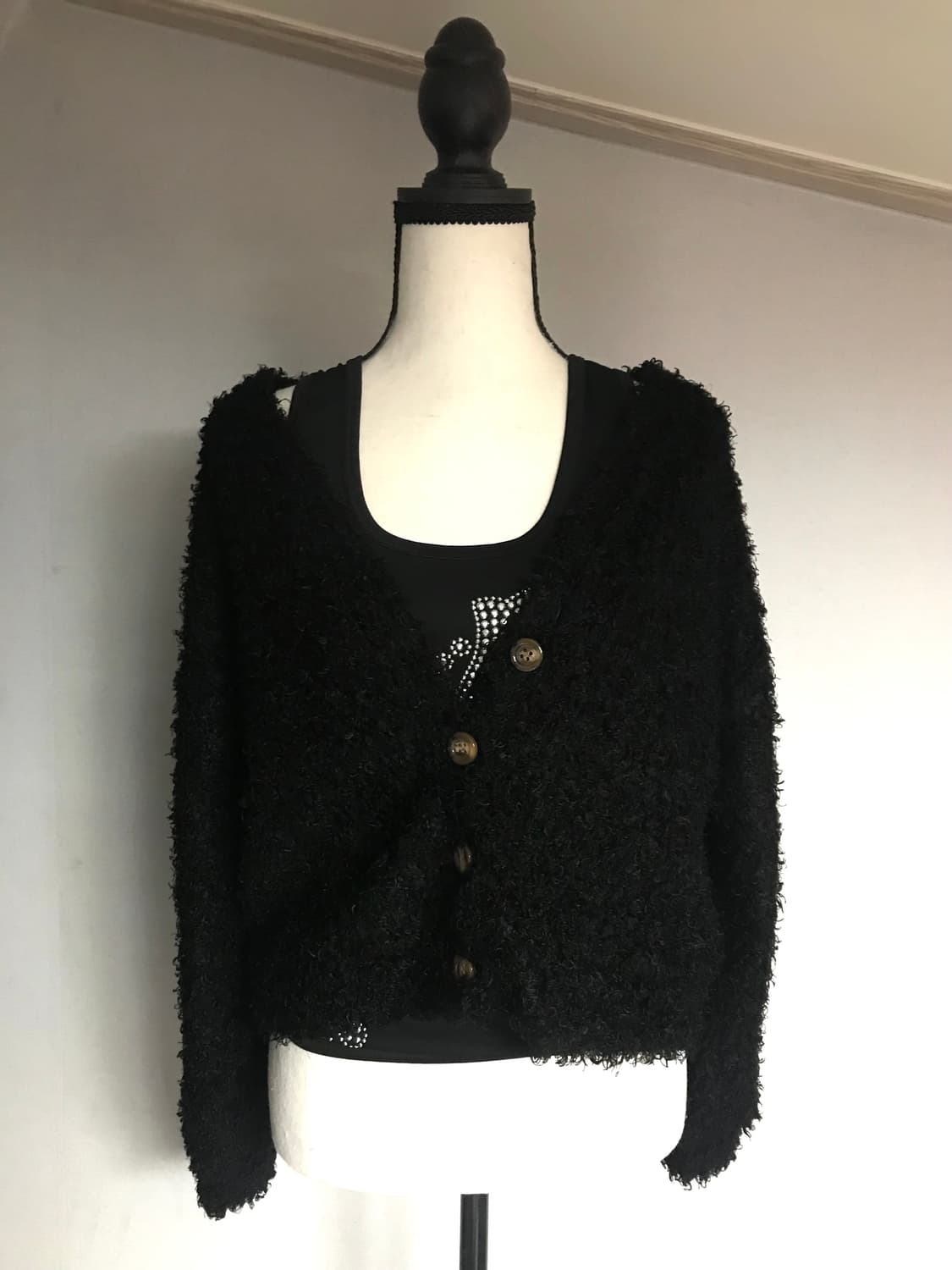 Shaggy Boucle Knit Cardigan 상품이미지1