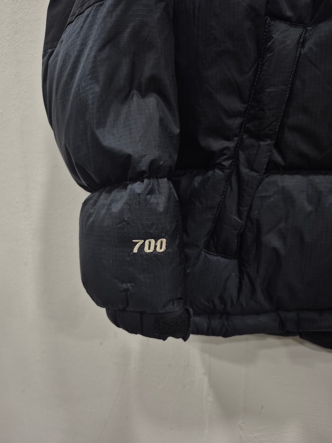 노스페이스 700 써밋시리즈 윈드스토퍼 눕시 고프코어 숏패딩 여성 95 상품이미지3