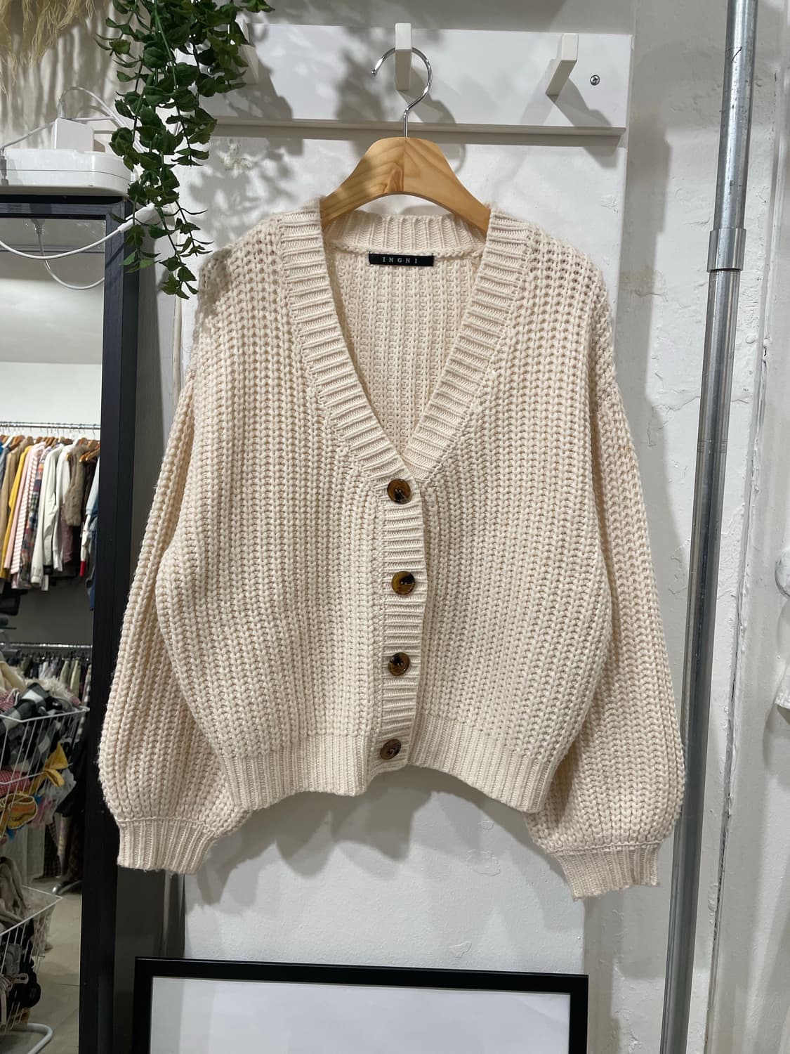 레이어드 패턴 롱슬리브 / 아이보리 버튼 가디건 상품이미지7