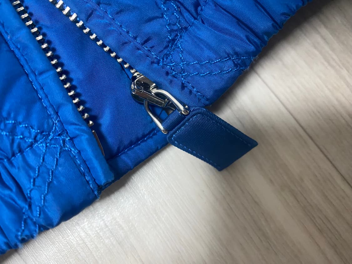 정품 프라다 패딩 경량패딩 상품이미지7