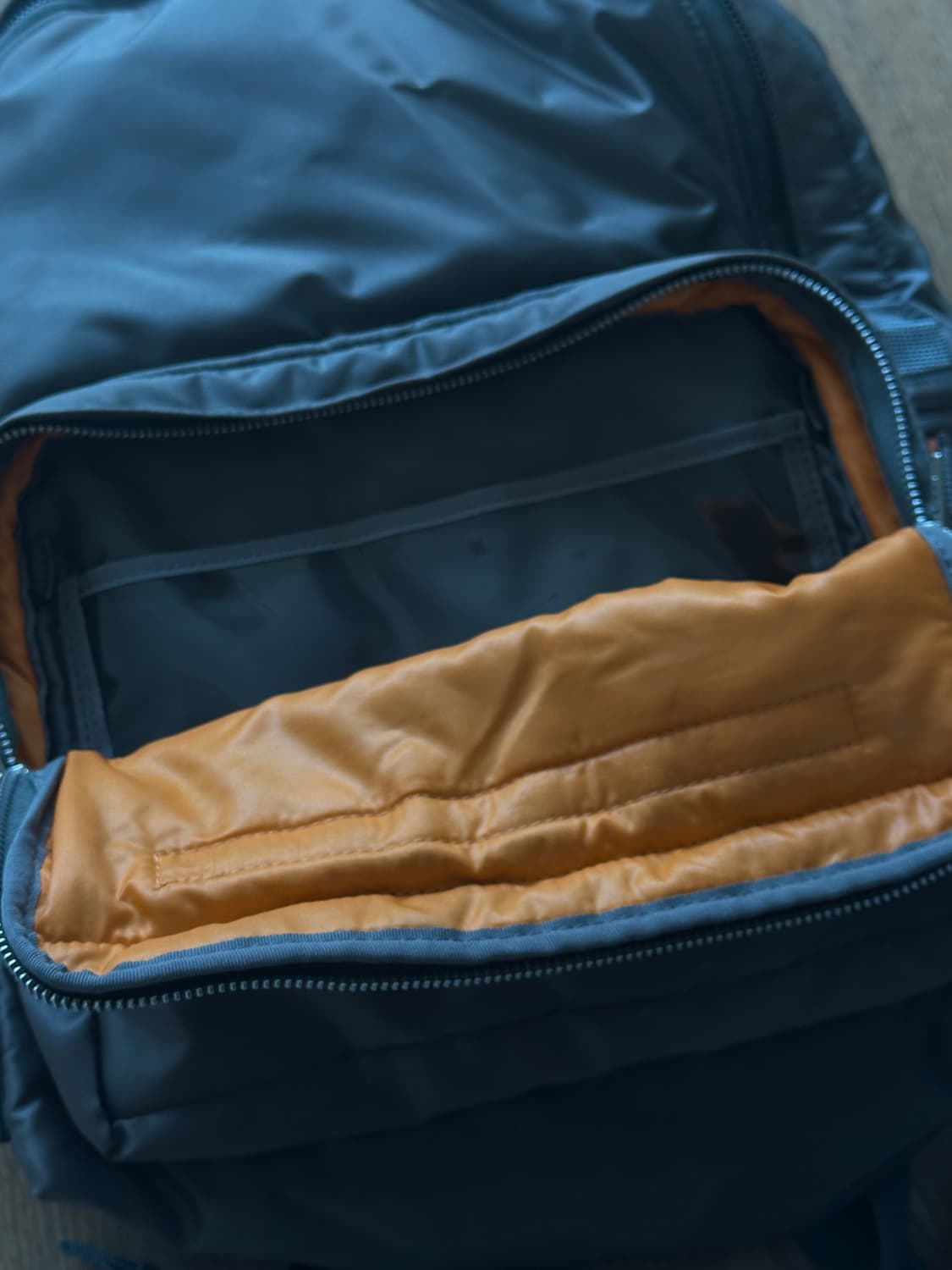 요시다포터 탱커 데이팩 백팩 실버그레이 상품이미지7