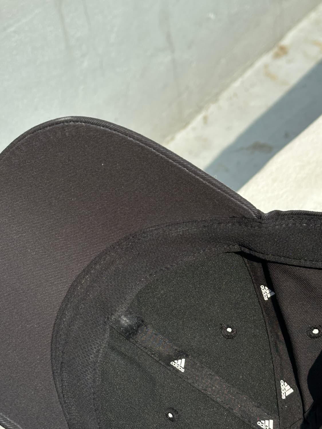 [F] 아디다스 삼선 로고 블랙 볼캡 모자 상품이미지5