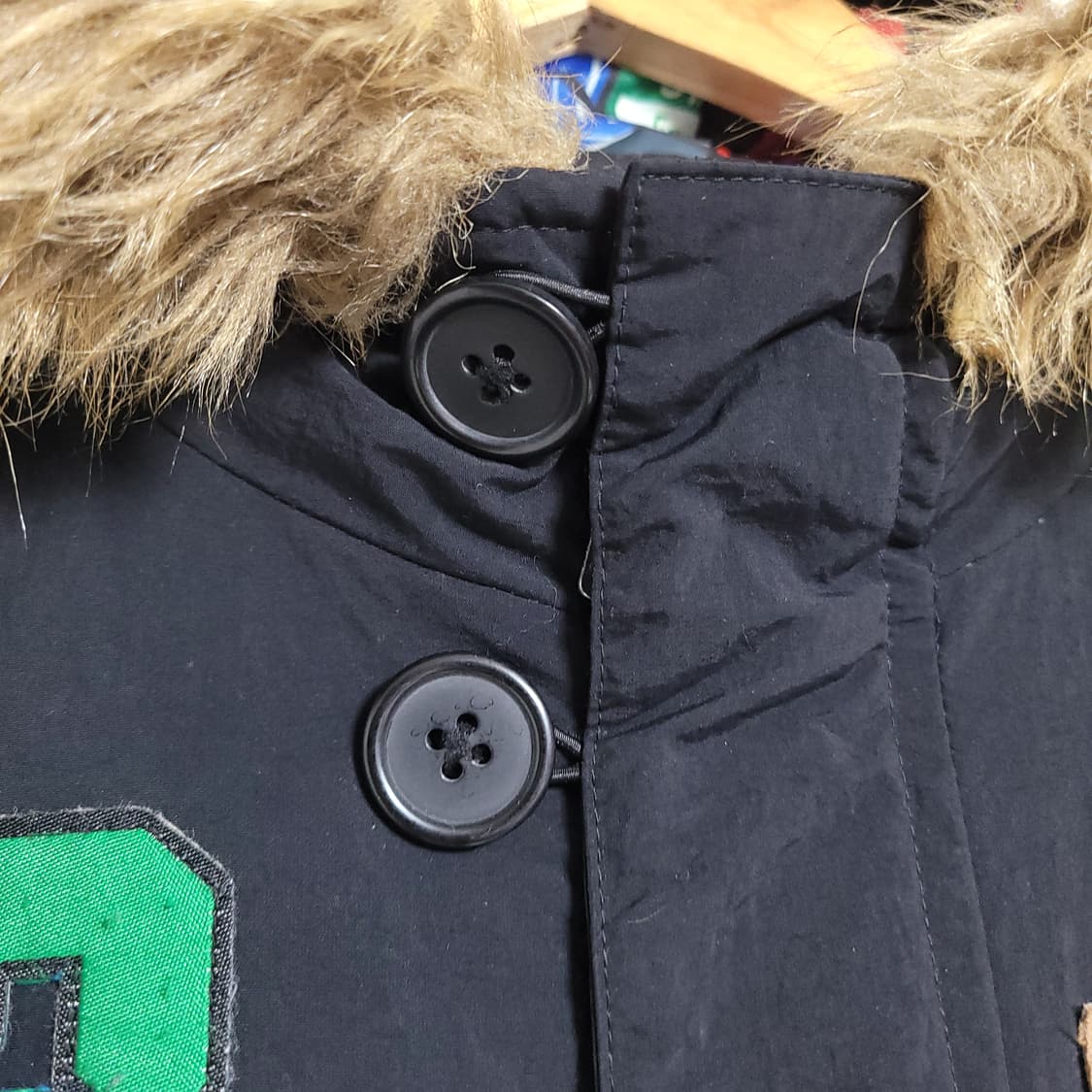 (90) ADIDAS 아디다스 블랙 패딩 점퍼 후드 퍼 장식 야상패딩 상품이미지2