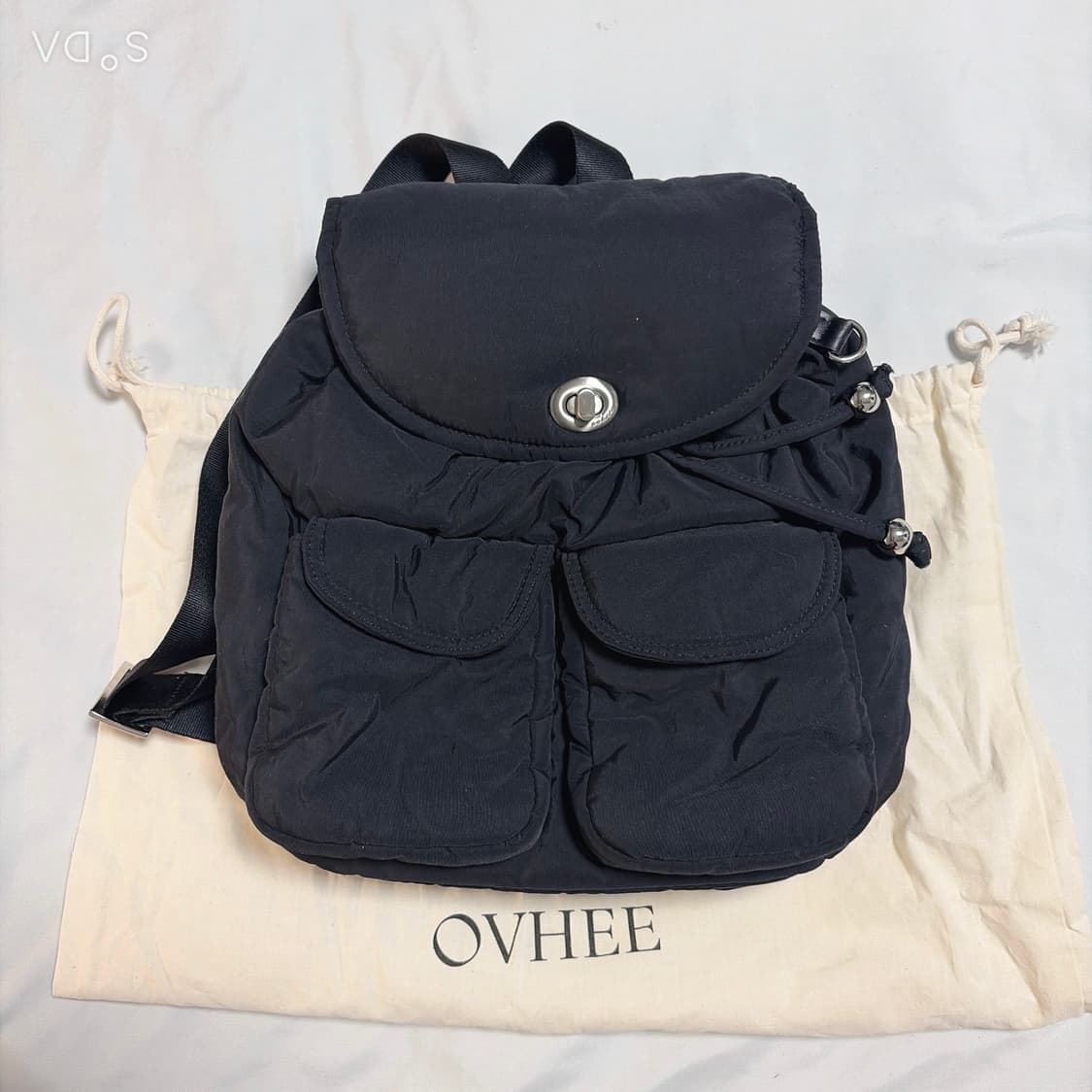 OVHEE 오브히 블랙 백팩 상품이미지1