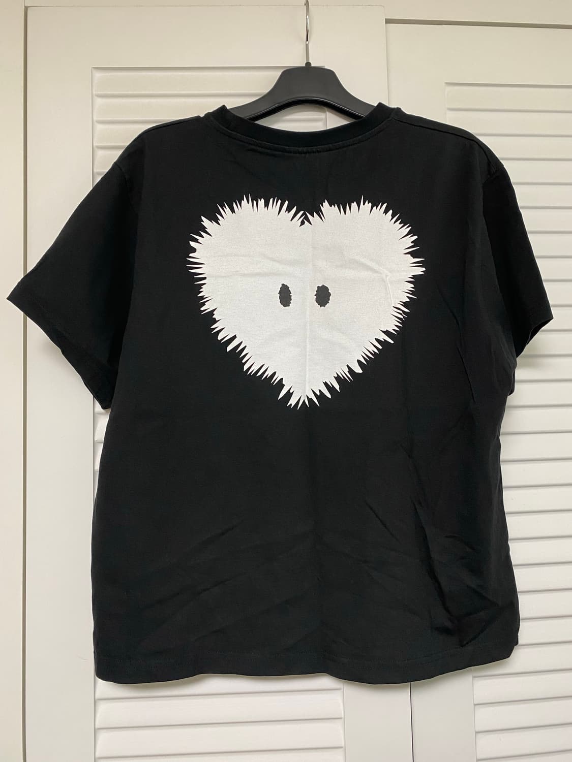 톰스벌스데이 러브미 티셔츠 블랙 2사이즈 상품이미지4