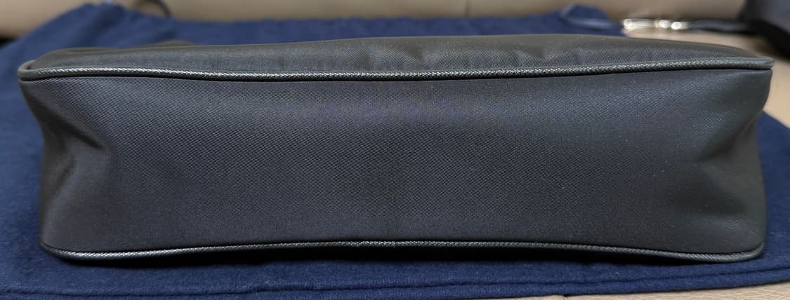 프라다 나일론 사피아노 테수토 숄더백 블랙 상품이미지6