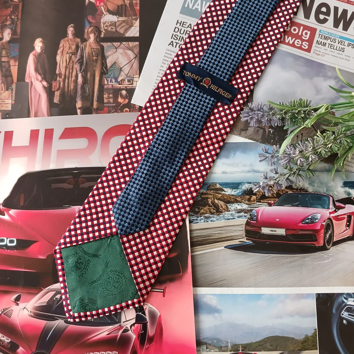 타미 힐피거 실크 레드 체크 넥타이 9.4cm A+등급 A18892
 상품이미지4